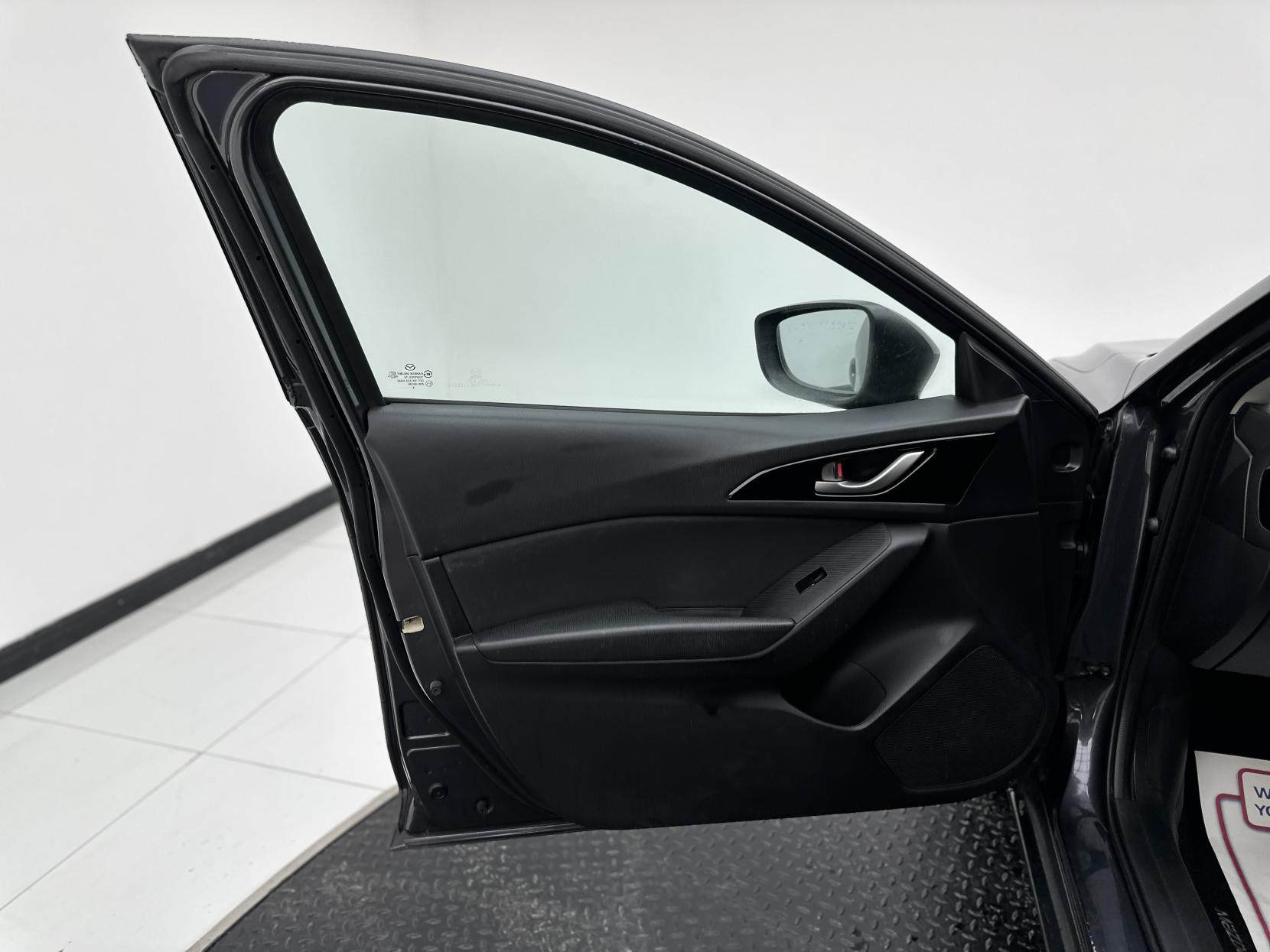 Mazda Mazda3 2.0 SKYACTIV-G SE Hatchback 5dr Petrol Manual Euro 5 (s/s) (120 ps)