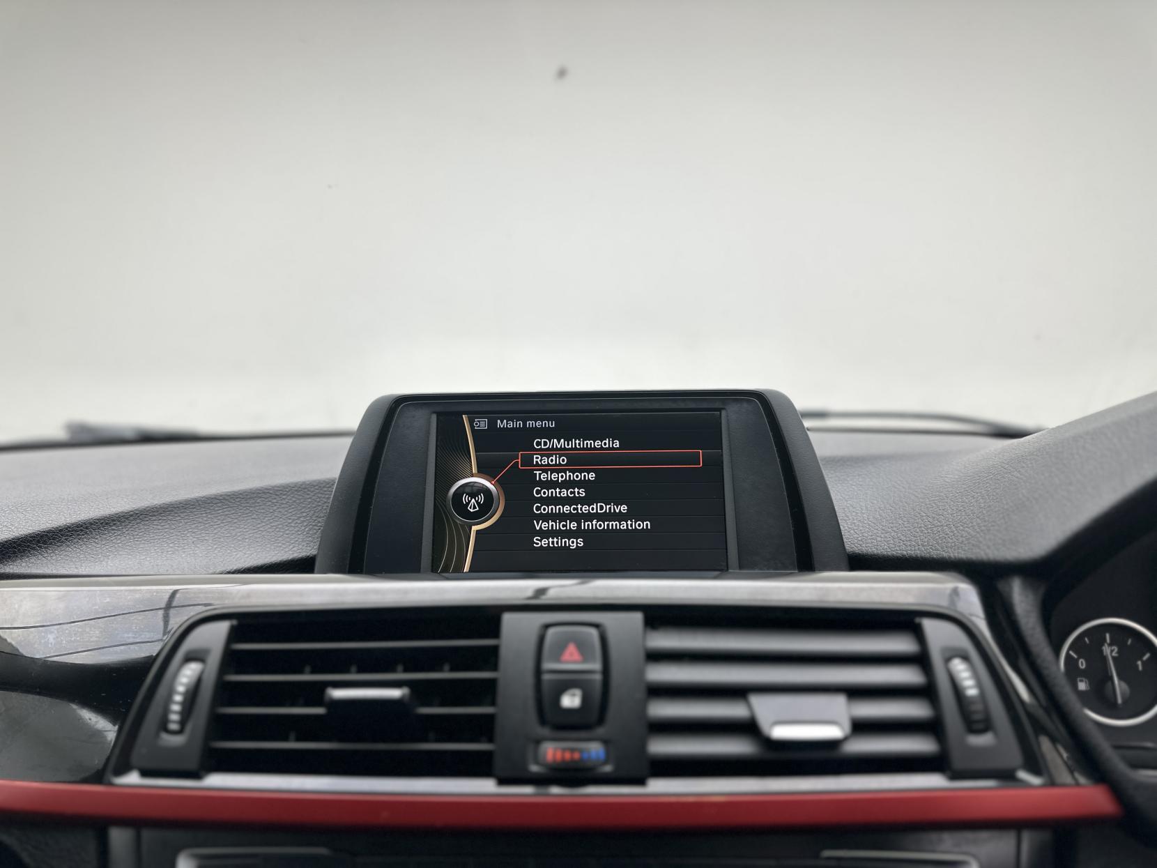 BMW 3 Series 1.6 316i Sport Saloon 4dr Petrol Auto Euro 6 (s/s) (136 ps)