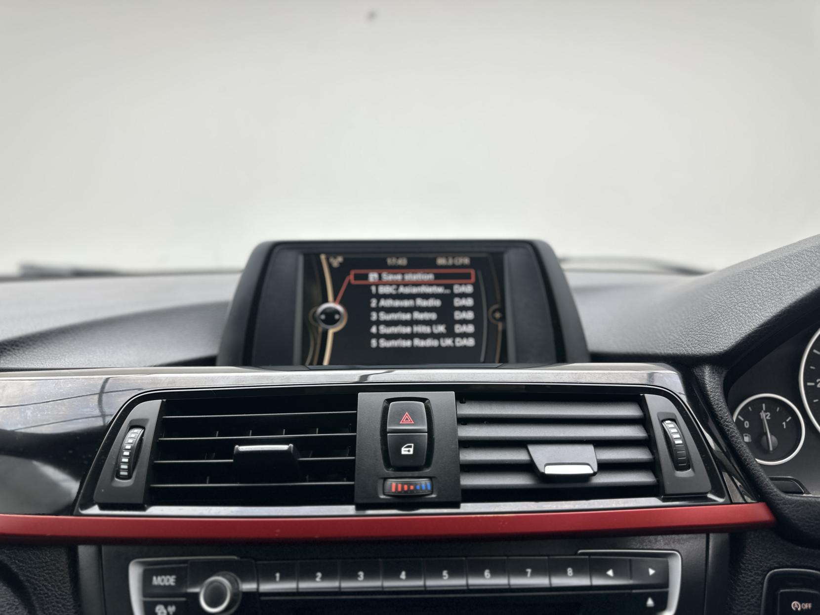 BMW 3 Series 1.6 316i Sport Saloon 4dr Petrol Auto Euro 6 (s/s) (136 ps)