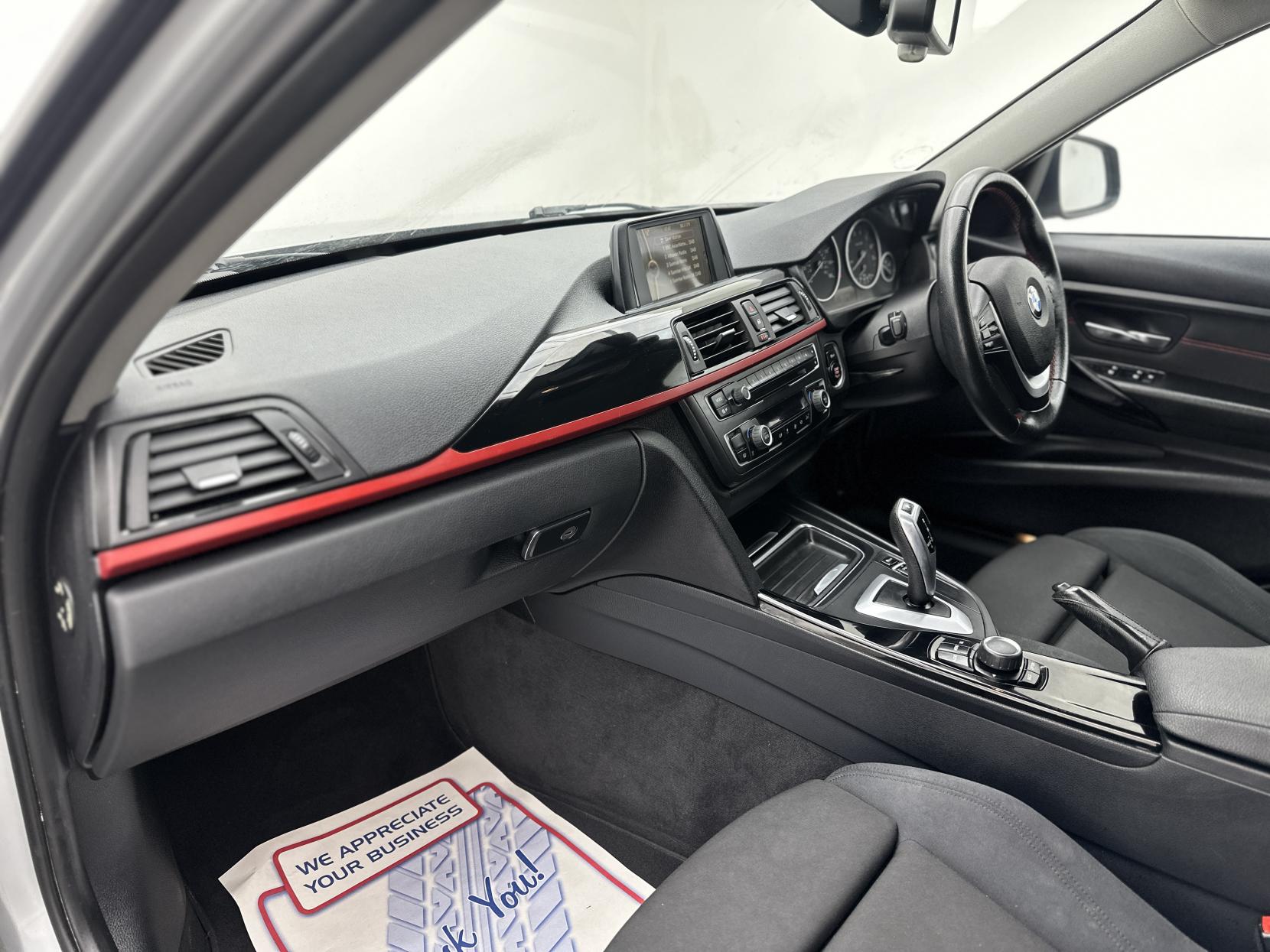 BMW 3 Series 1.6 316i Sport Saloon 4dr Petrol Auto Euro 6 (s/s) (136 ps)