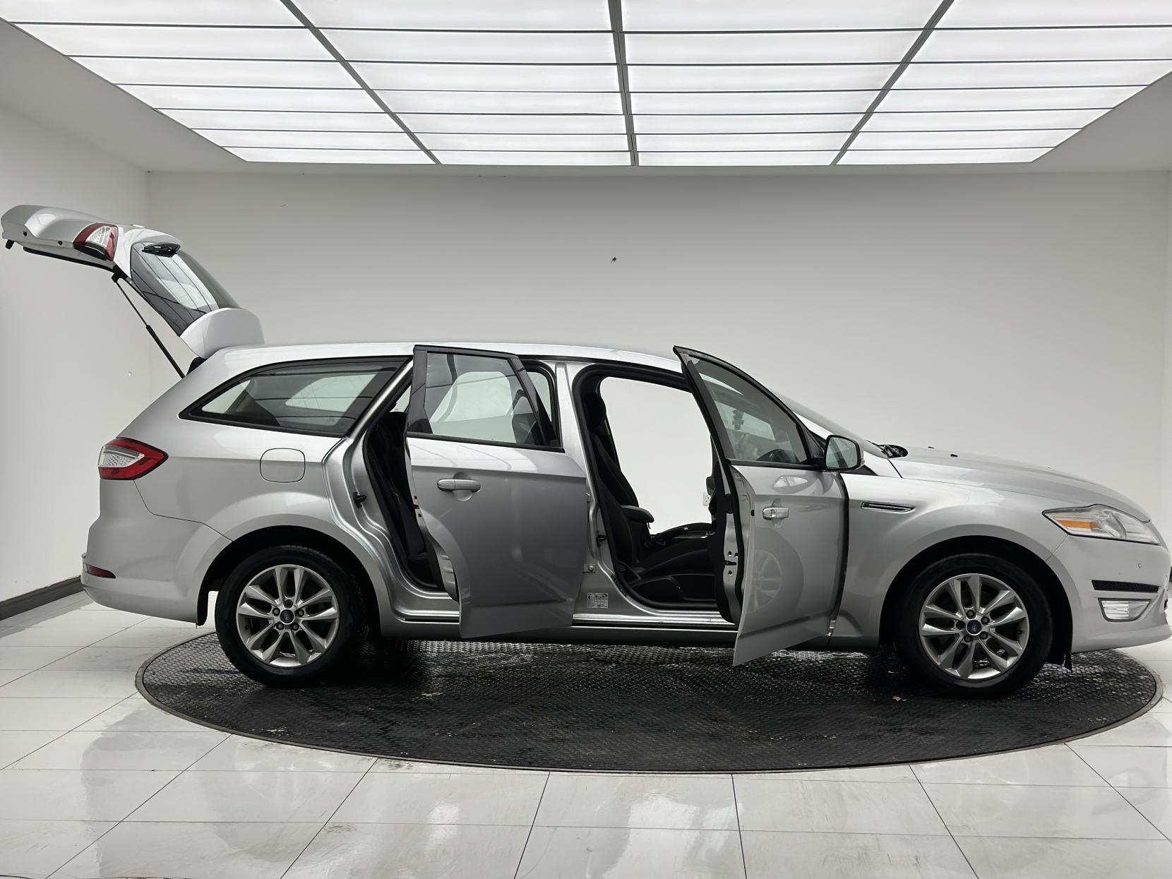 Ford Mondeo 2.0 TDCi Zetec Estate 5dr Diesel Manual Euro 5 (163 ps)