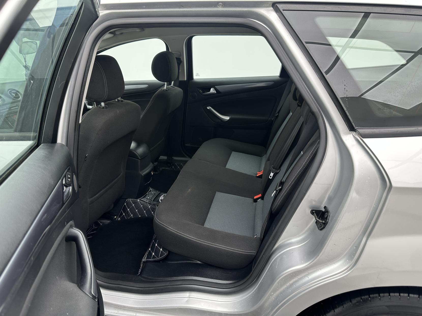 Ford Mondeo 2.0 TDCi Zetec Estate 5dr Diesel Manual Euro 5 (163 ps)