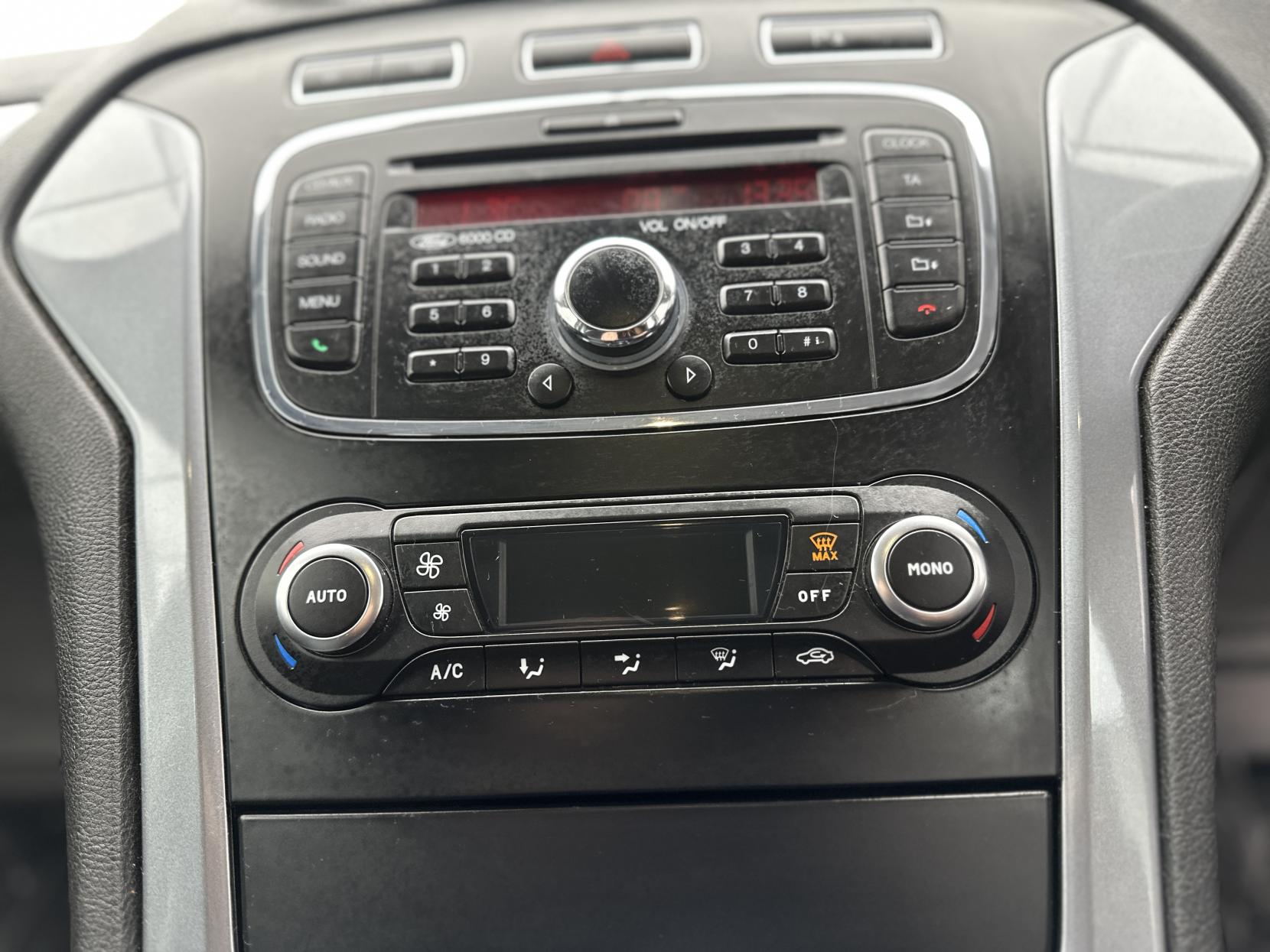 Ford Mondeo 2.0 TDCi Zetec Estate 5dr Diesel Manual Euro 5 (163 ps)