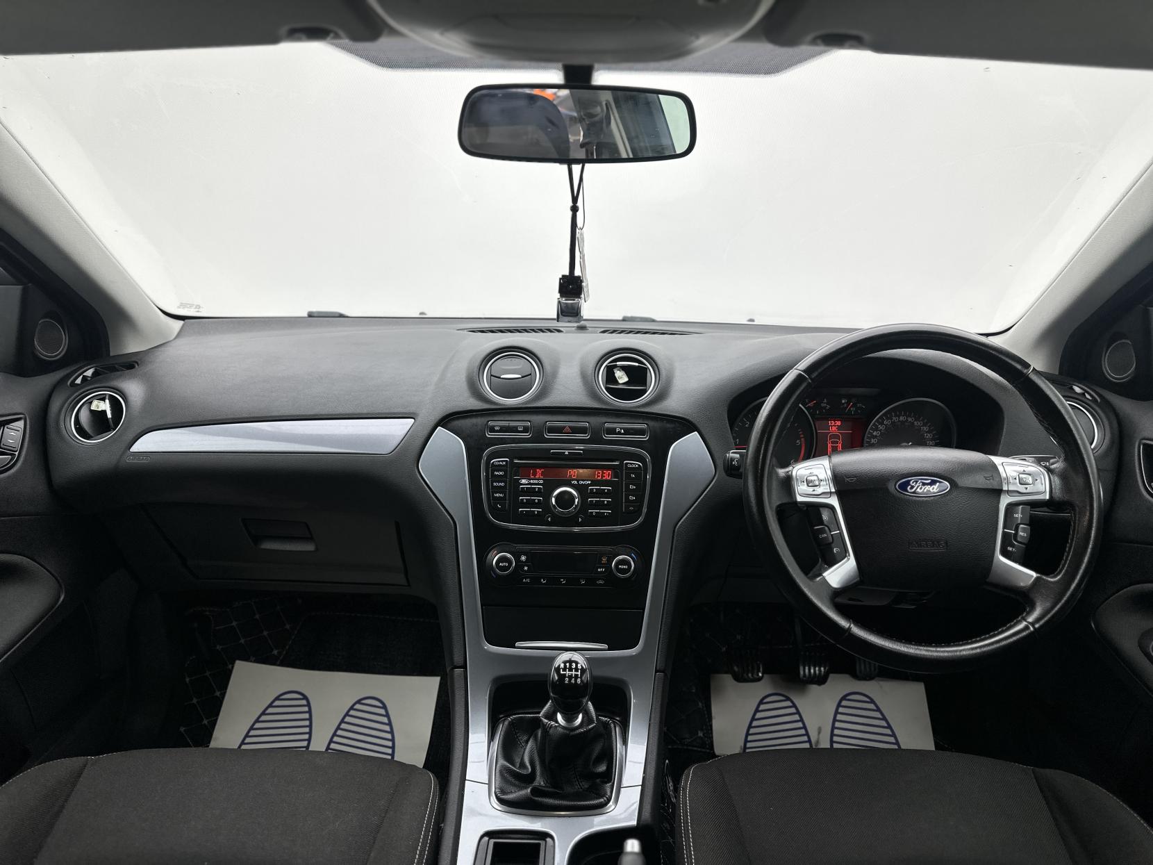 Ford Mondeo 2.0 TDCi Zetec Estate 5dr Diesel Manual Euro 5 (163 ps)