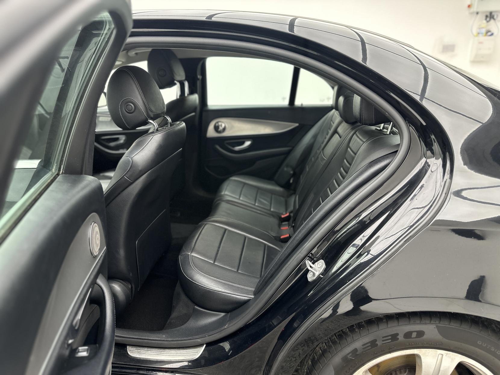 Mercedes-Benz E Class 2.0 E200d SE Saloon 4dr Diesel G-Tronic+ Euro 6 (s/s) (150 ps)