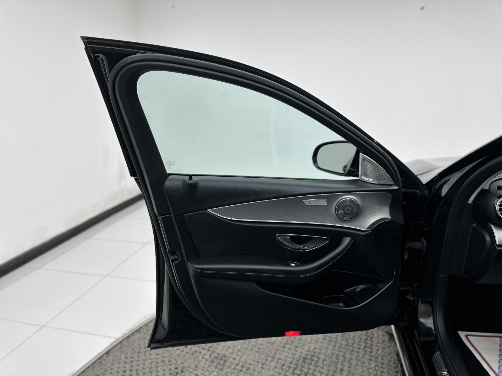 Mercedes-Benz E Class 2.0 E200d SE Saloon 4dr Diesel G-Tronic+ Euro 6 (s/s) (150 ps)