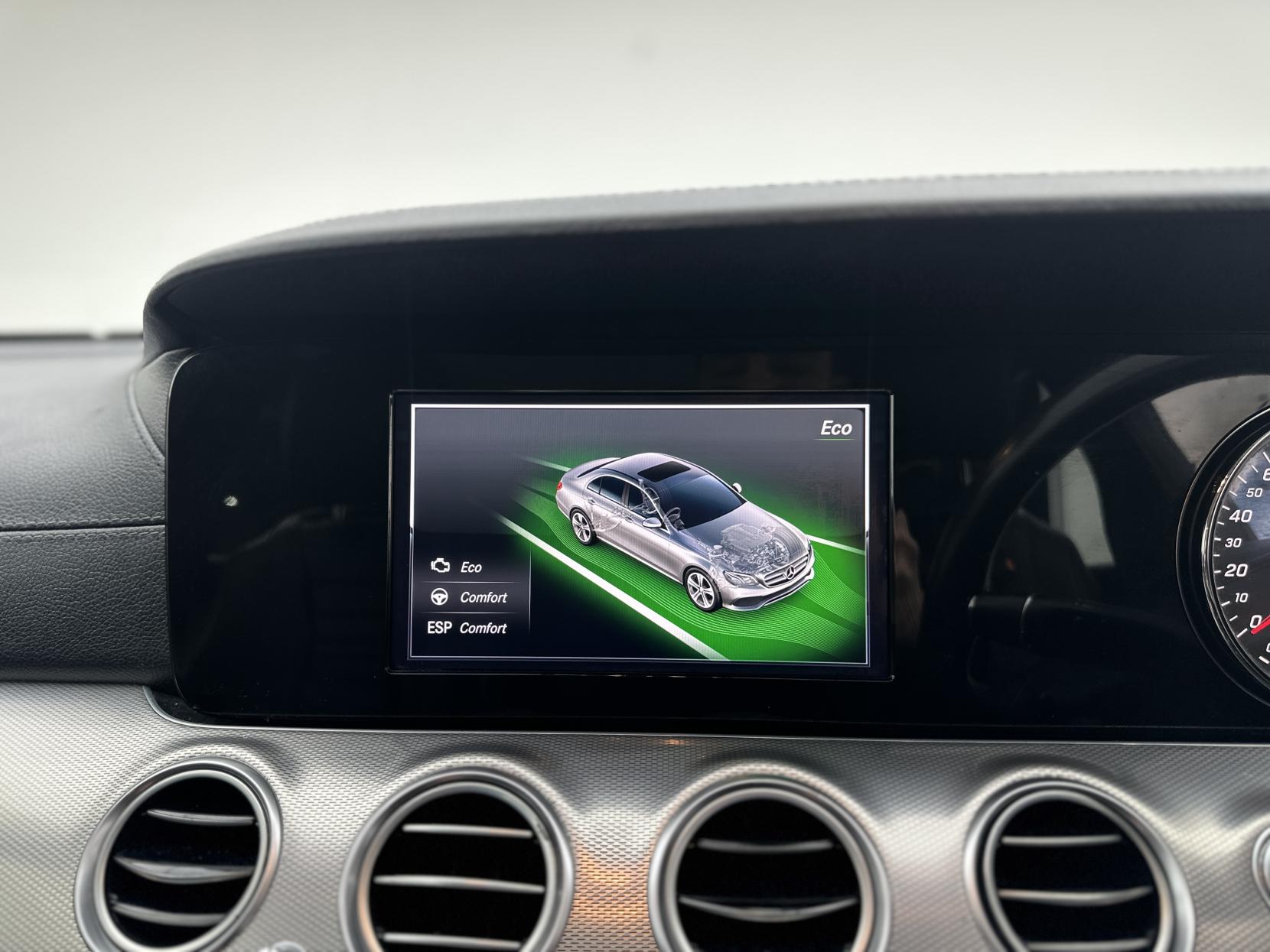 Mercedes-Benz E Class 2.0 E200d SE Saloon 4dr Diesel G-Tronic+ Euro 6 (s/s) (150 ps)