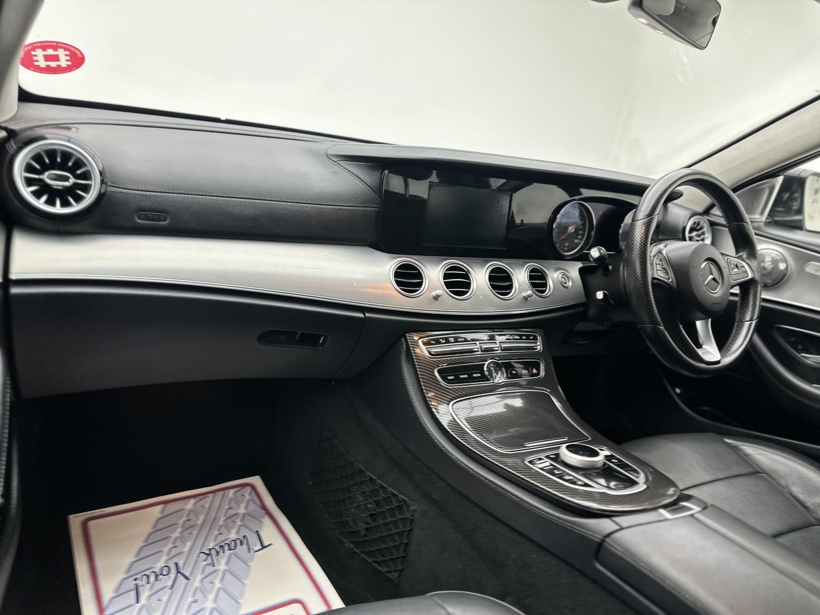 Mercedes-Benz E Class 2.0 E200d SE Saloon 4dr Diesel G-Tronic+ Euro 6 (s/s) (150 ps)