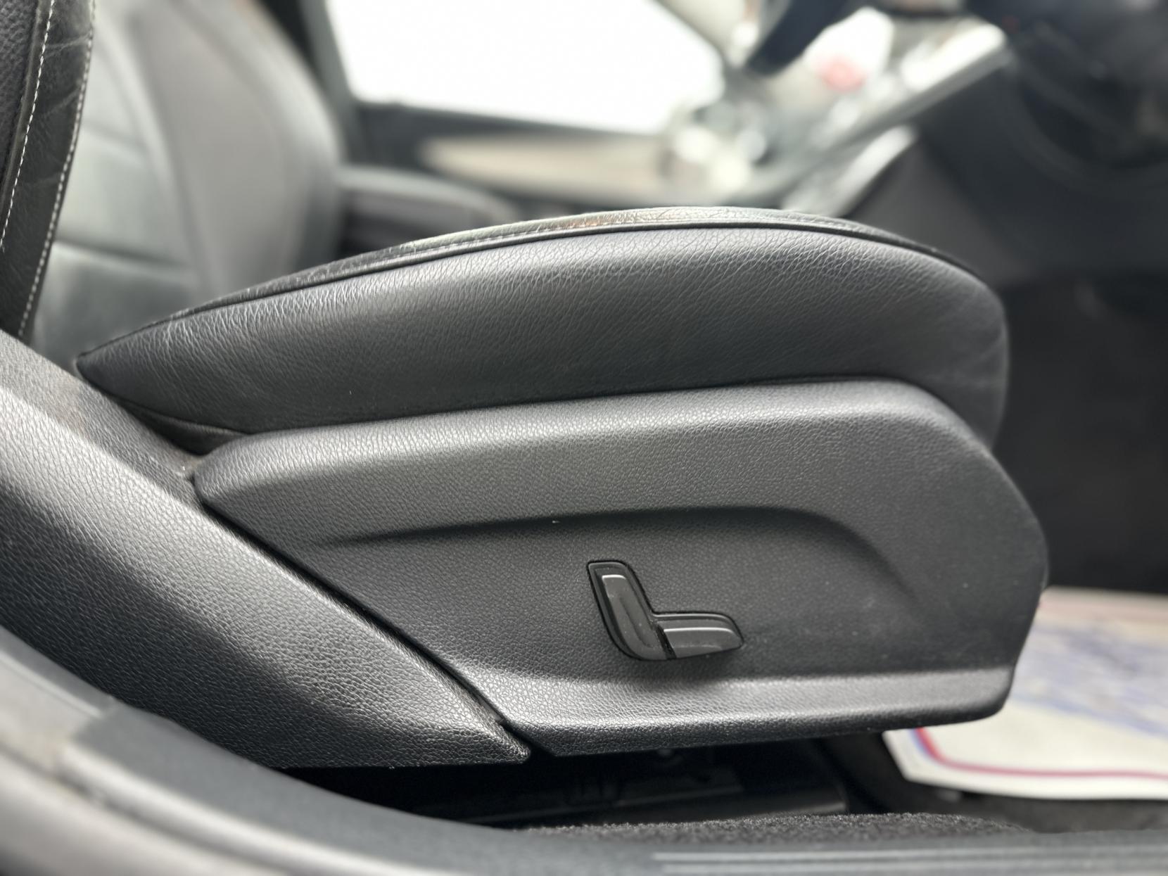 Mercedes-Benz E Class 2.0 E200d SE Saloon 4dr Diesel G-Tronic+ Euro 6 (s/s) (150 ps)