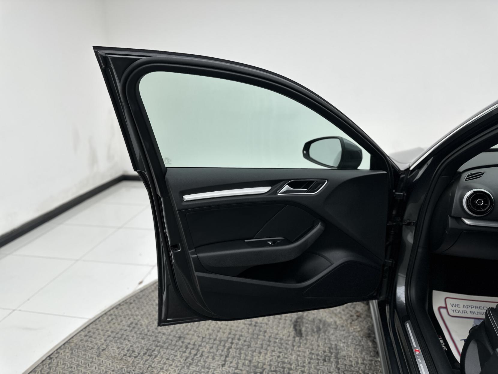 Audi A3 1.8 TFSI S line Sportback 5dr Petrol S Tronic quattro Euro 6 (s/s) (180 ps)