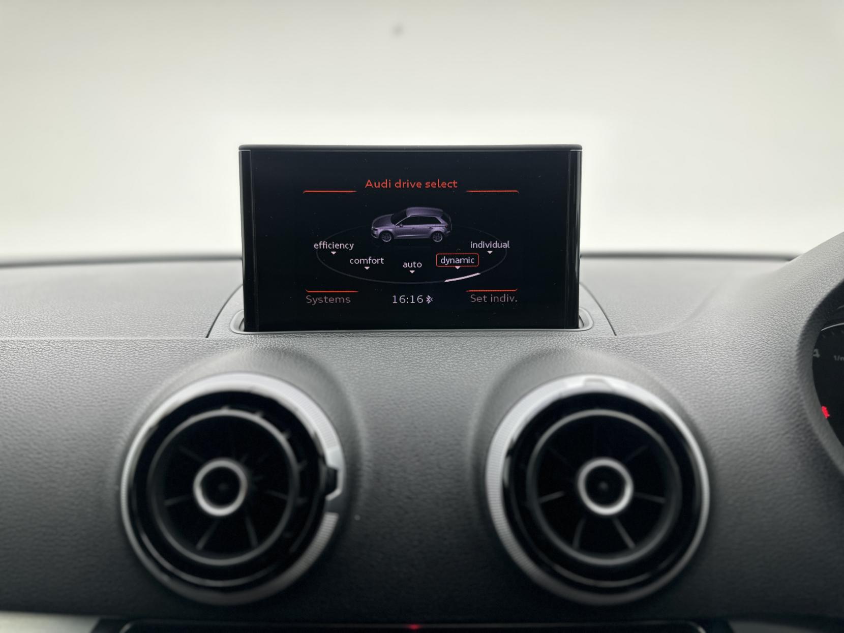 Audi A3 1.8 TFSI S line Sportback 5dr Petrol S Tronic quattro Euro 6 (s/s) (180 ps)