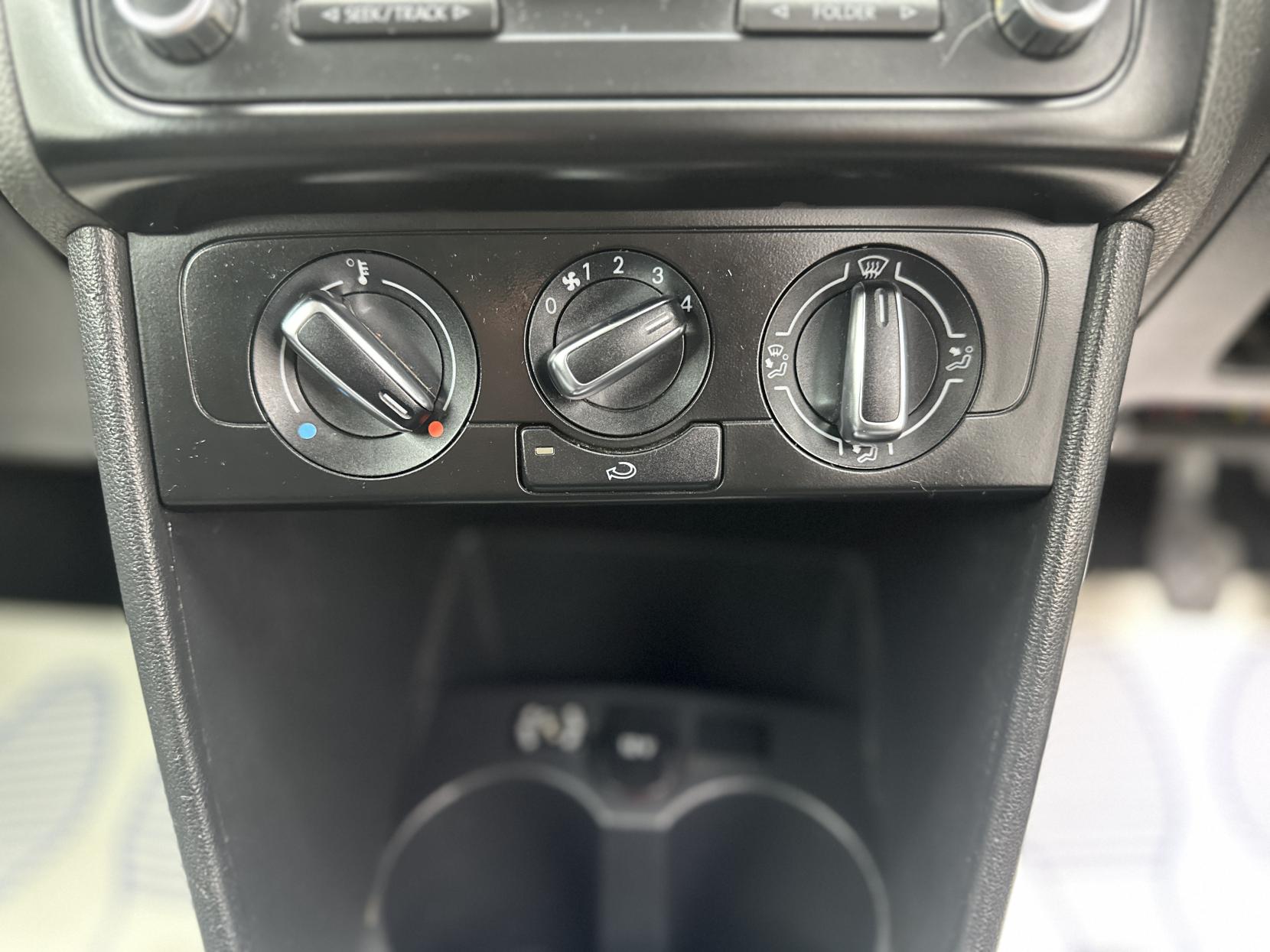 Volkswagen Polo 1.2 Moda Hatchback 3dr Petrol Manual Euro 5 (60 ps)