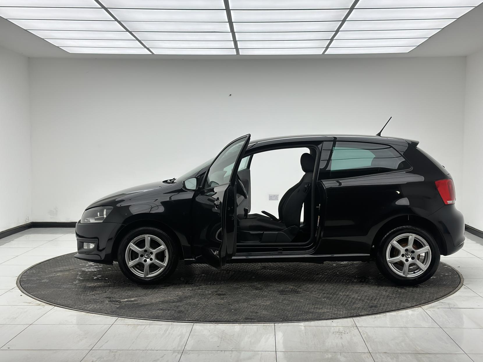 Volkswagen Polo 1.2 Moda Hatchback 3dr Petrol Manual Euro 5 (60 ps)