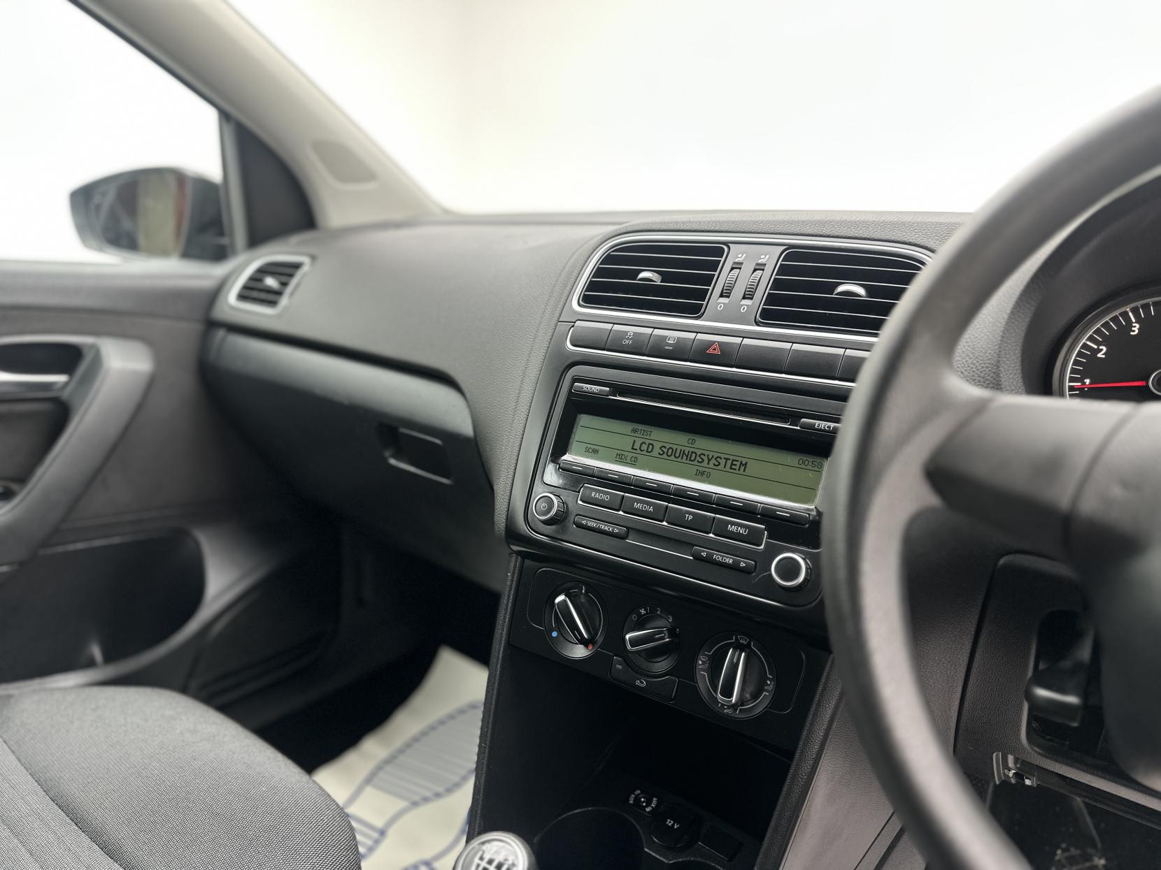 Volkswagen Polo 1.2 Moda Hatchback 3dr Petrol Manual Euro 5 (60 ps)