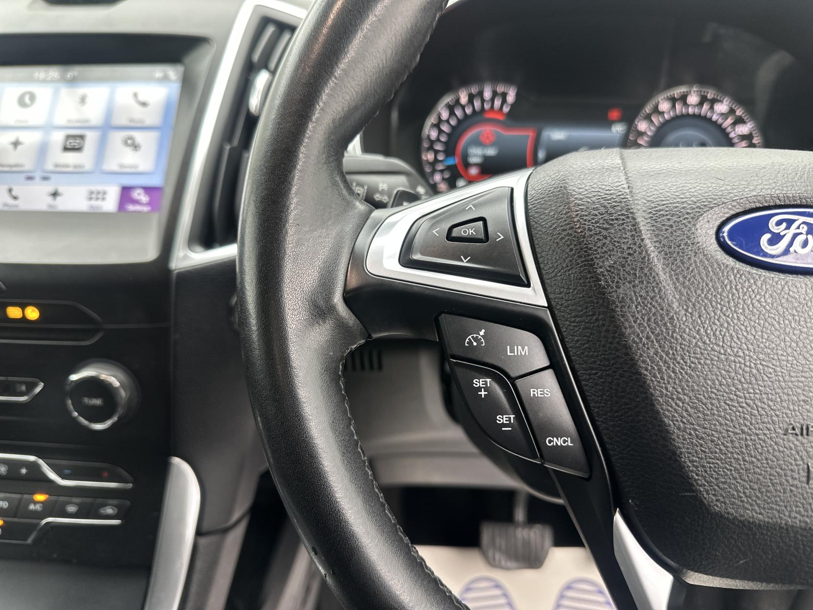 Ford S-Max 2.0 TDCi Titanium MPV 5dr Diesel Powershift Euro 6 (s/s) (150 ps)