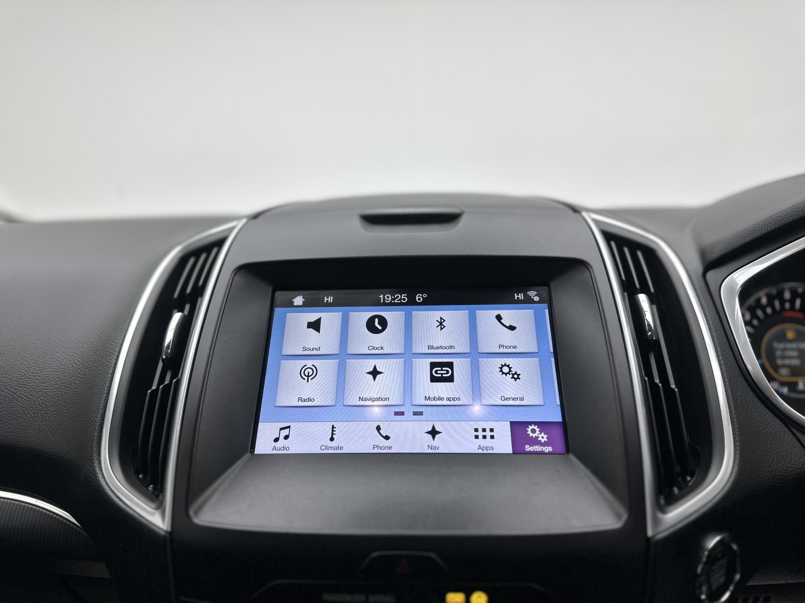 Ford S-Max 2.0 TDCi Titanium MPV 5dr Diesel Powershift Euro 6 (s/s) (150 ps)