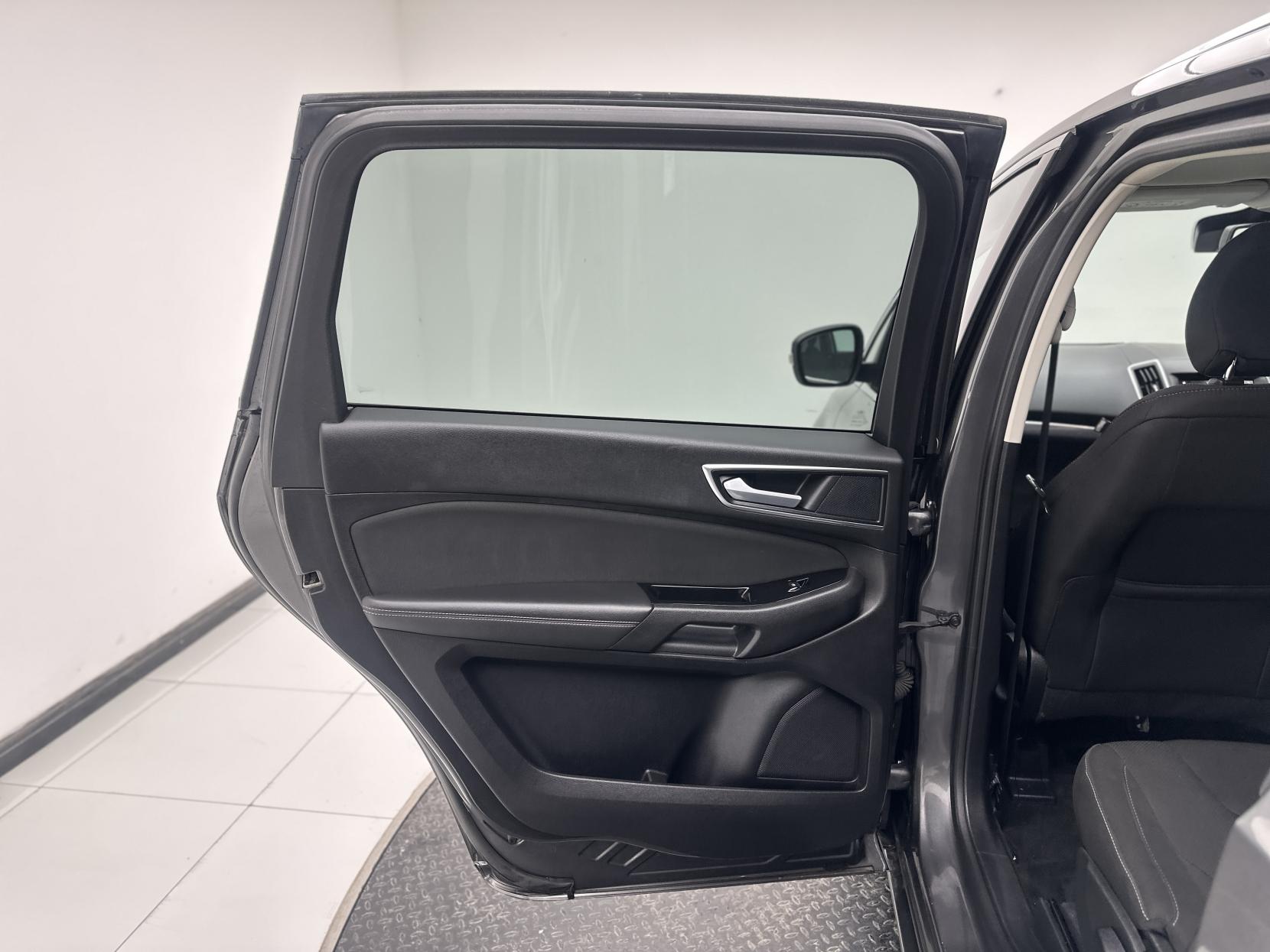 Ford S-Max 2.0 TDCi Titanium MPV 5dr Diesel Powershift Euro 6 (s/s) (150 ps)