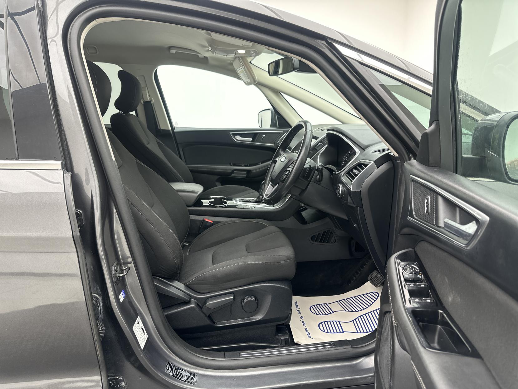 Ford S-Max 2.0 TDCi Titanium MPV 5dr Diesel Powershift Euro 6 (s/s) (150 ps)