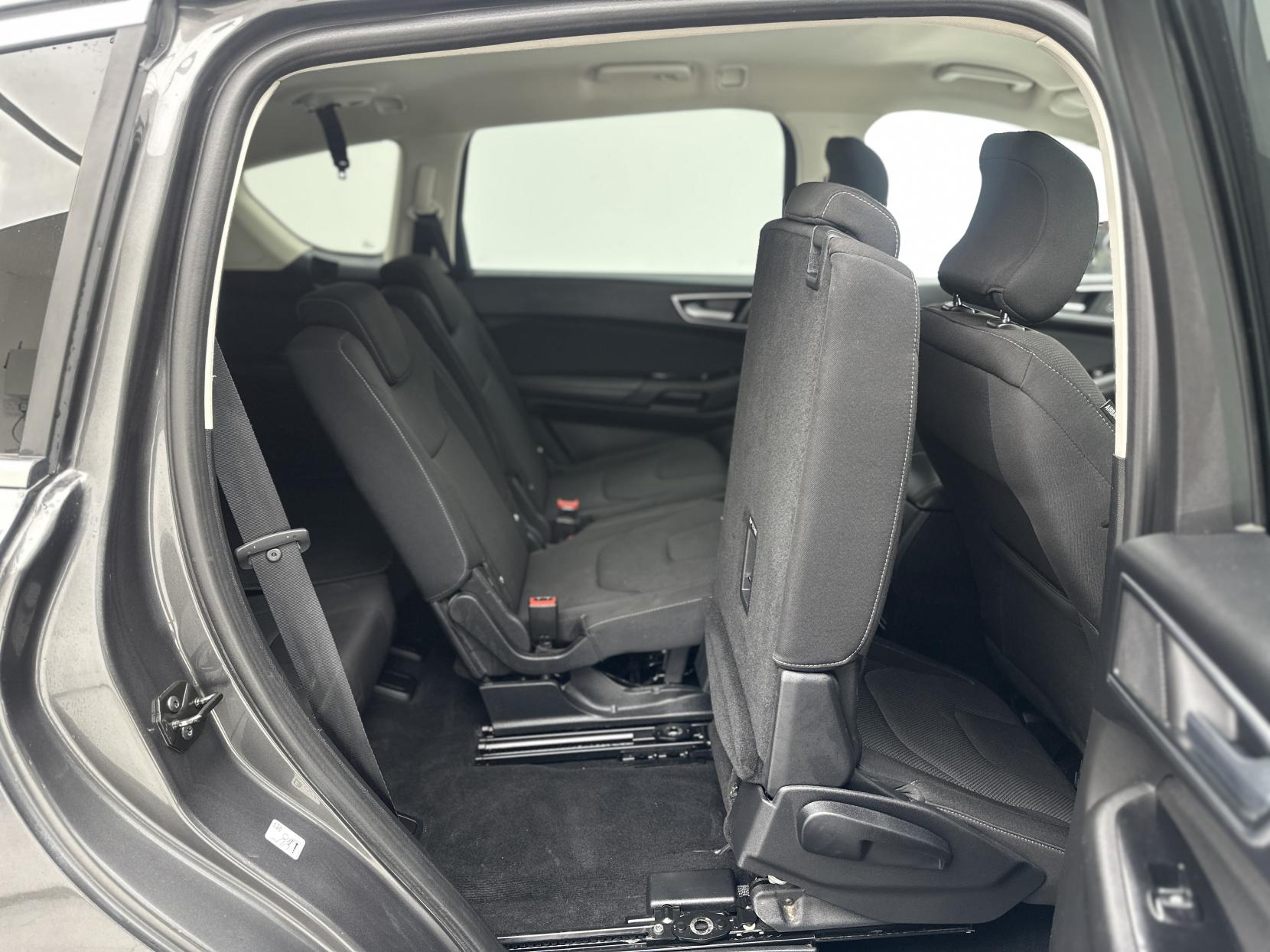 Ford S-Max 2.0 TDCi Titanium MPV 5dr Diesel Powershift Euro 6 (s/s) (150 ps)