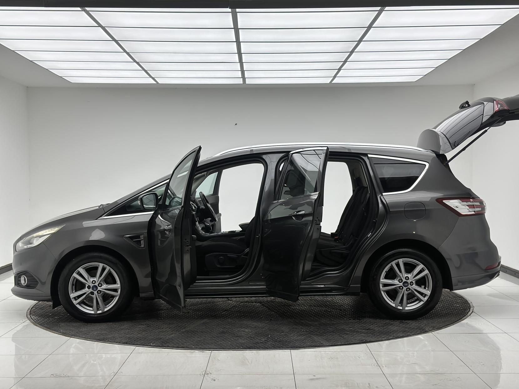 Ford S-Max 2.0 TDCi Titanium MPV 5dr Diesel Powershift Euro 6 (s/s) (150 ps)