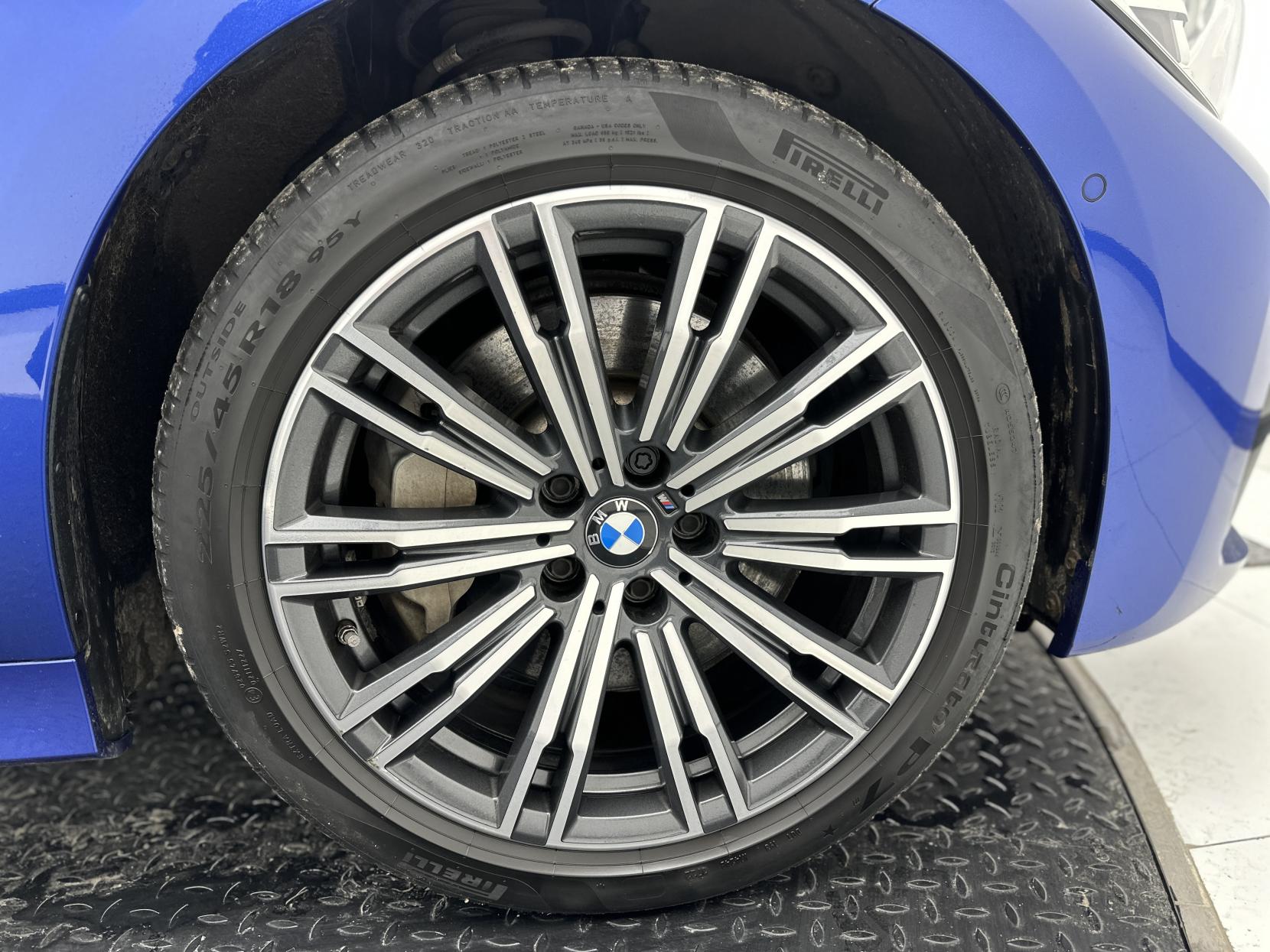 BMW 3 Series 2.0 330e 12kWh M Sport Saloon 4dr Petrol Plug-in Hybrid Auto Euro 6 (s/s) (292 ps)