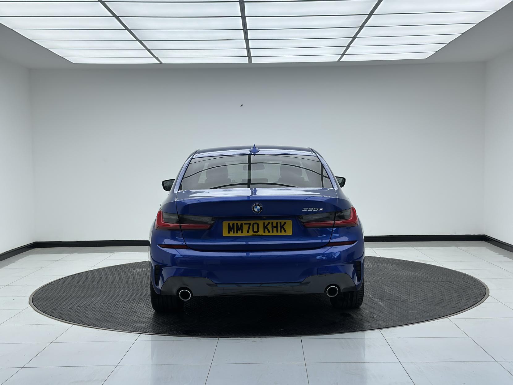 BMW 3 Series 2.0 330e 12kWh M Sport Saloon 4dr Petrol Plug-in Hybrid Auto Euro 6 (s/s) (292 ps)