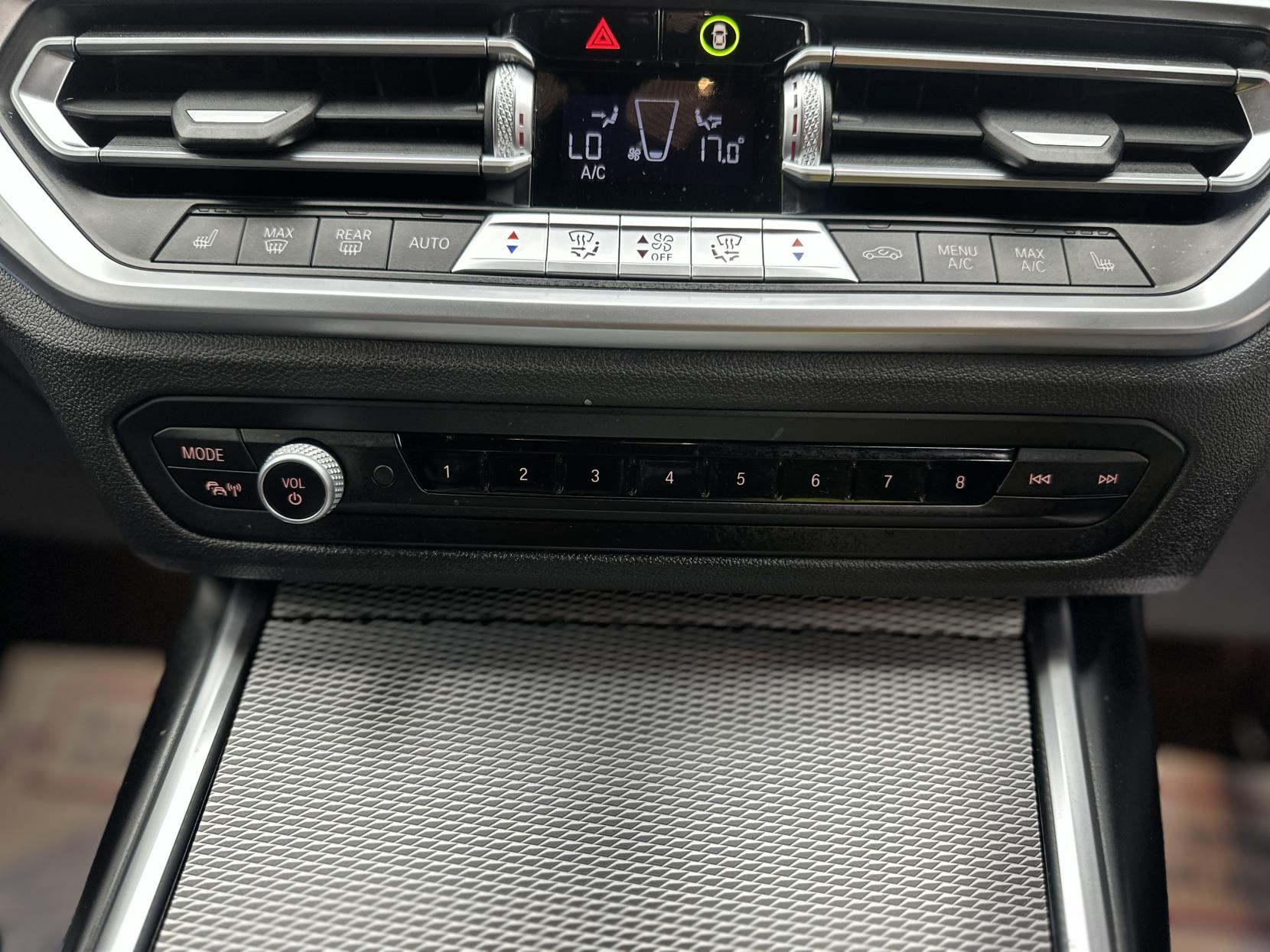 BMW 3 Series 2.0 330e 12kWh M Sport Saloon 4dr Petrol Plug-in Hybrid Auto Euro 6 (s/s) (292 ps)