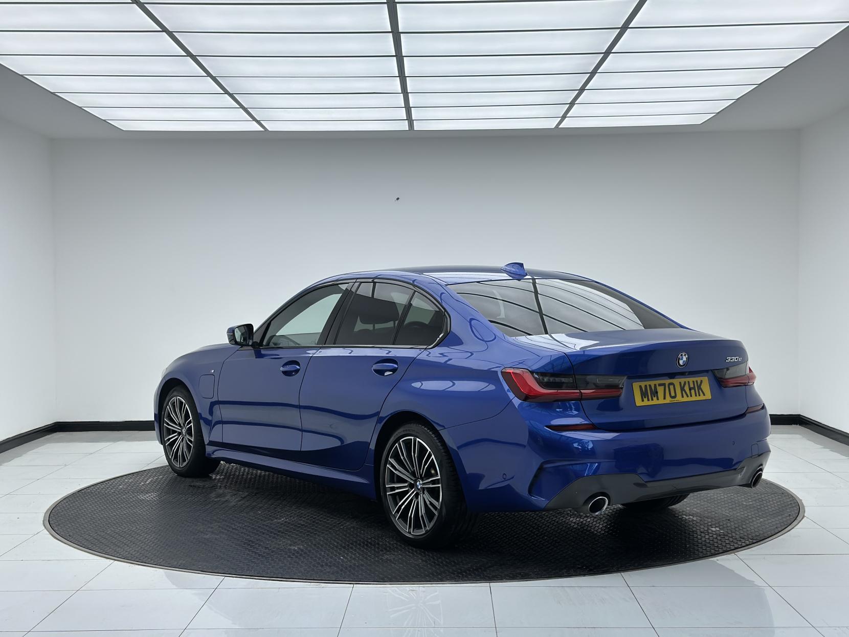 BMW 3 Series 2.0 330e 12kWh M Sport Saloon 4dr Petrol Plug-in Hybrid Auto Euro 6 (s/s) (292 ps)