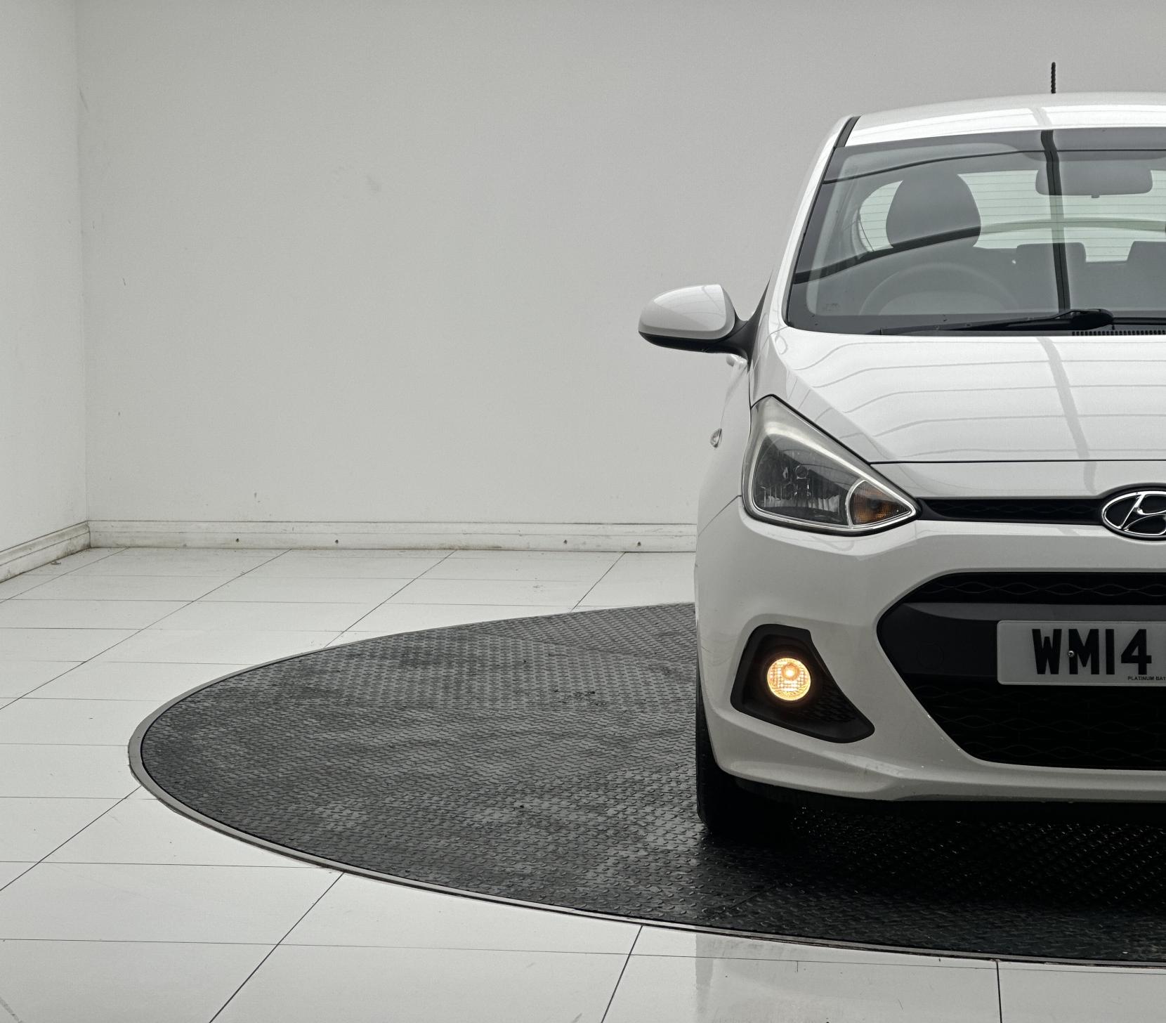 Hyundai i10 1.2 SE Hatchback 5dr Petrol Auto Euro 5 (87 ps)