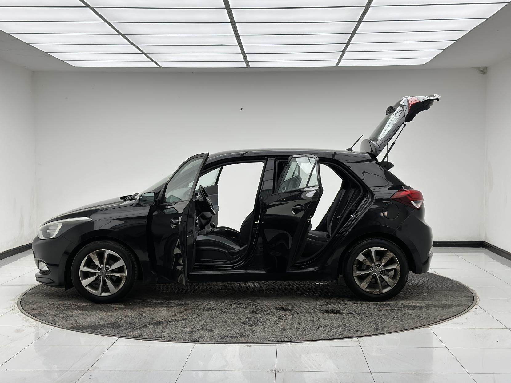 Hyundai i20 1.2 Blue Drive SE Hatchback 5dr Petrol Manual Euro 6 (s/s) (84 ps)