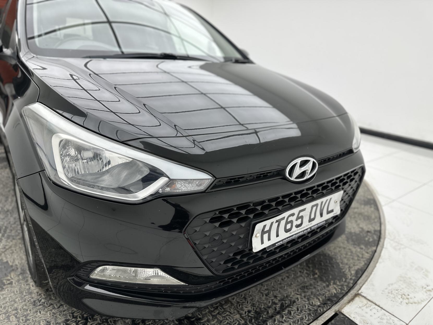 Hyundai i20 1.2 Blue Drive SE Hatchback 5dr Petrol Manual Euro 6 (s/s) (84 ps)