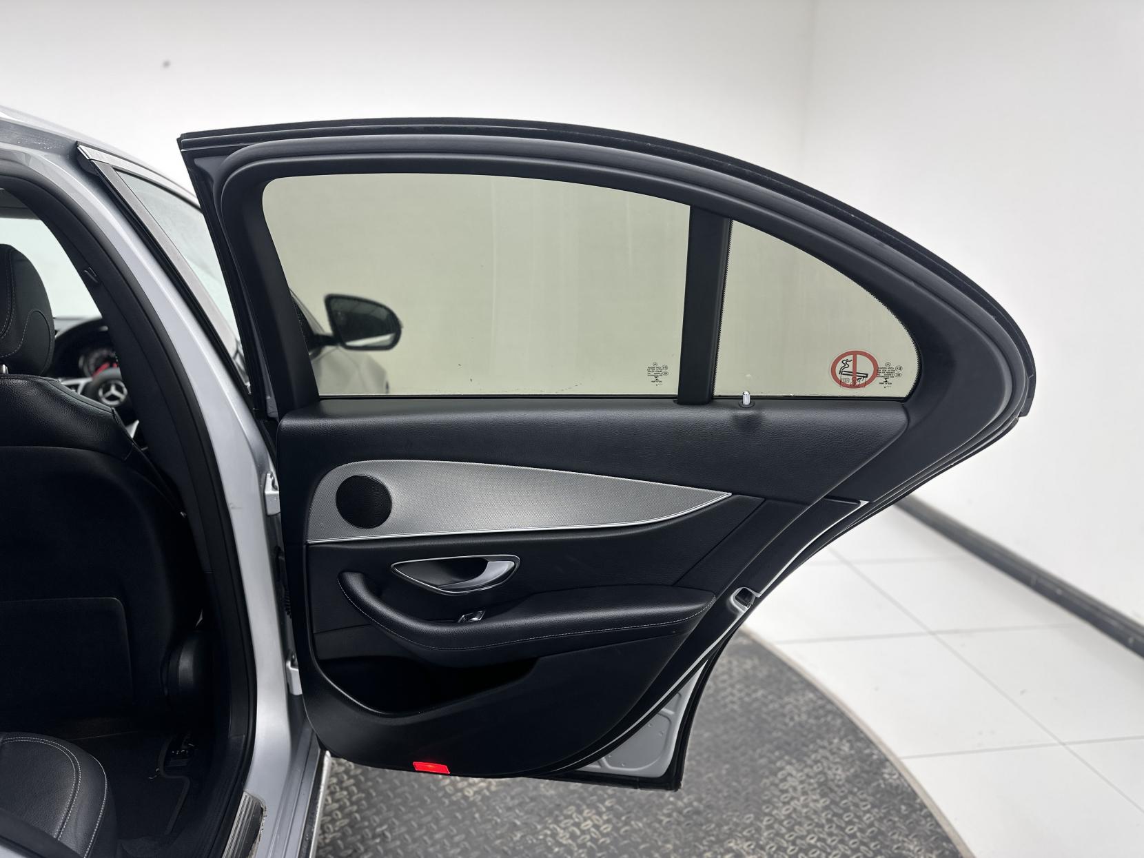 Mercedes-Benz E Class 2.0 E200d SE Saloon 4dr Diesel G-Tronic+ Euro 6 (s/s) (150 ps)