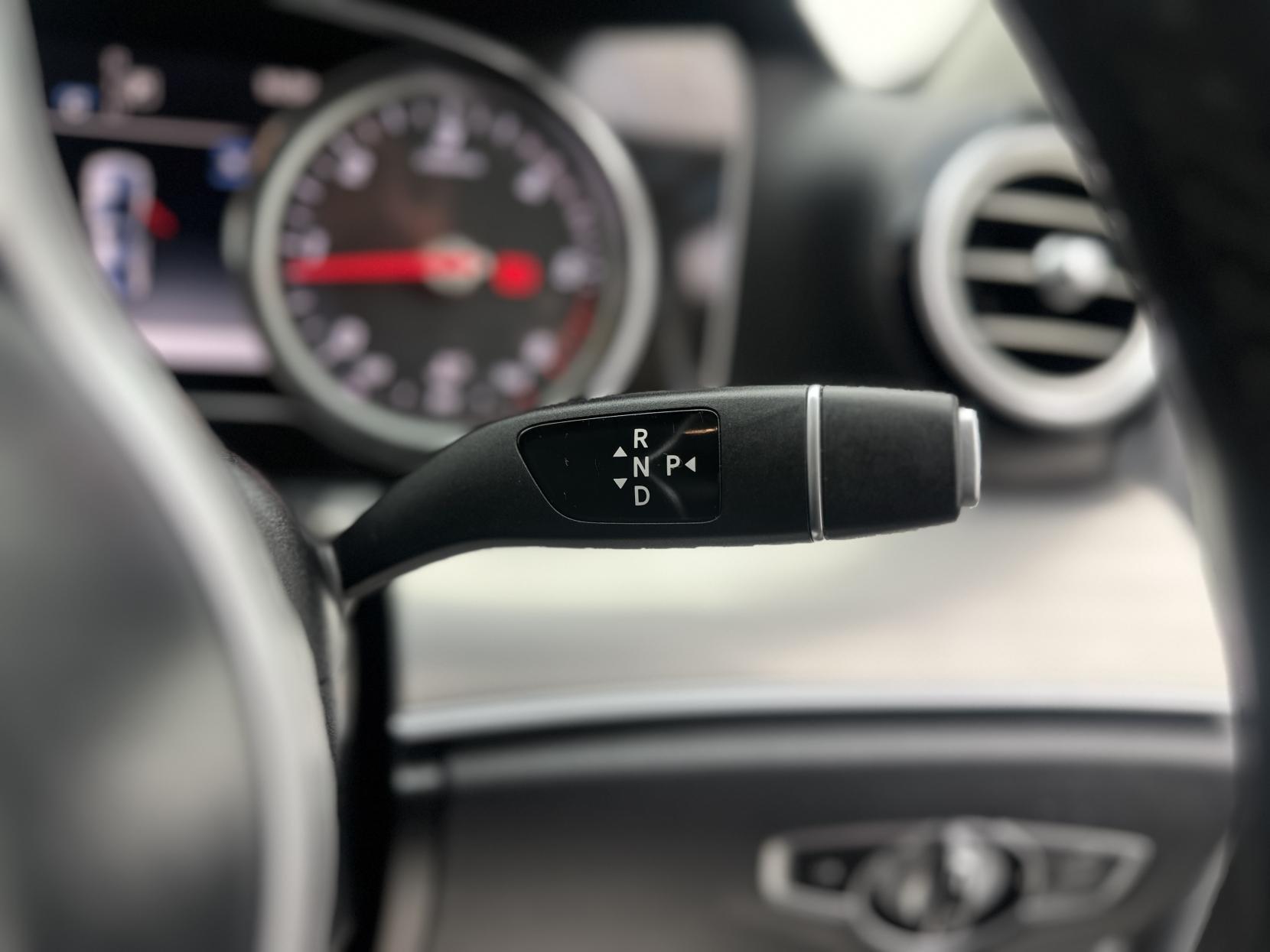 Mercedes-Benz E Class 2.0 E200d SE Saloon 4dr Diesel G-Tronic+ Euro 6 (s/s) (150 ps)