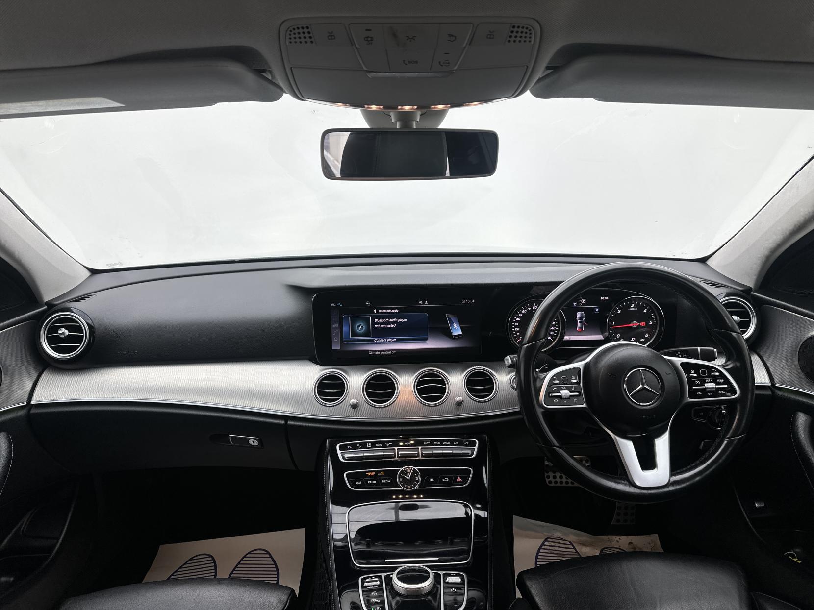 Mercedes-Benz E Class 2.0 E200d SE Saloon 4dr Diesel G-Tronic+ Euro 6 (s/s) (150 ps)