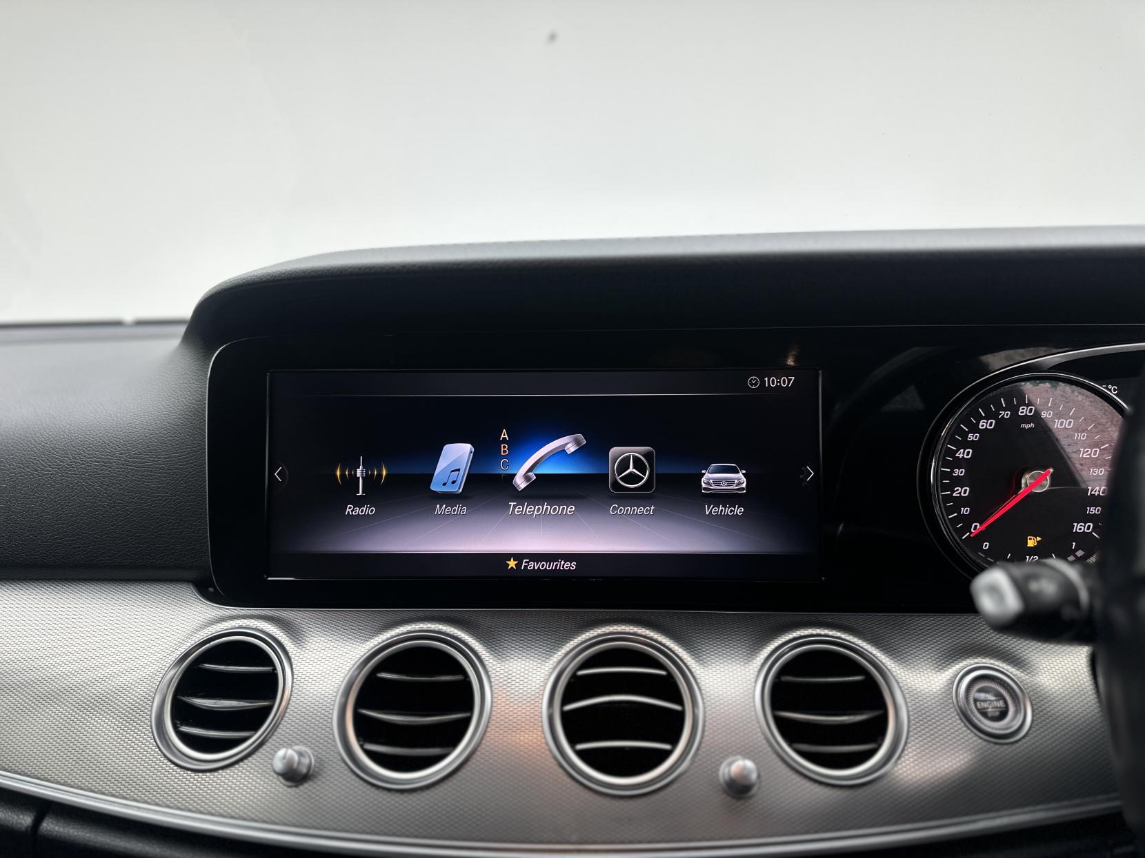 Mercedes-Benz E Class 2.0 E200d SE Saloon 4dr Diesel G-Tronic+ Euro 6 (s/s) (150 ps)