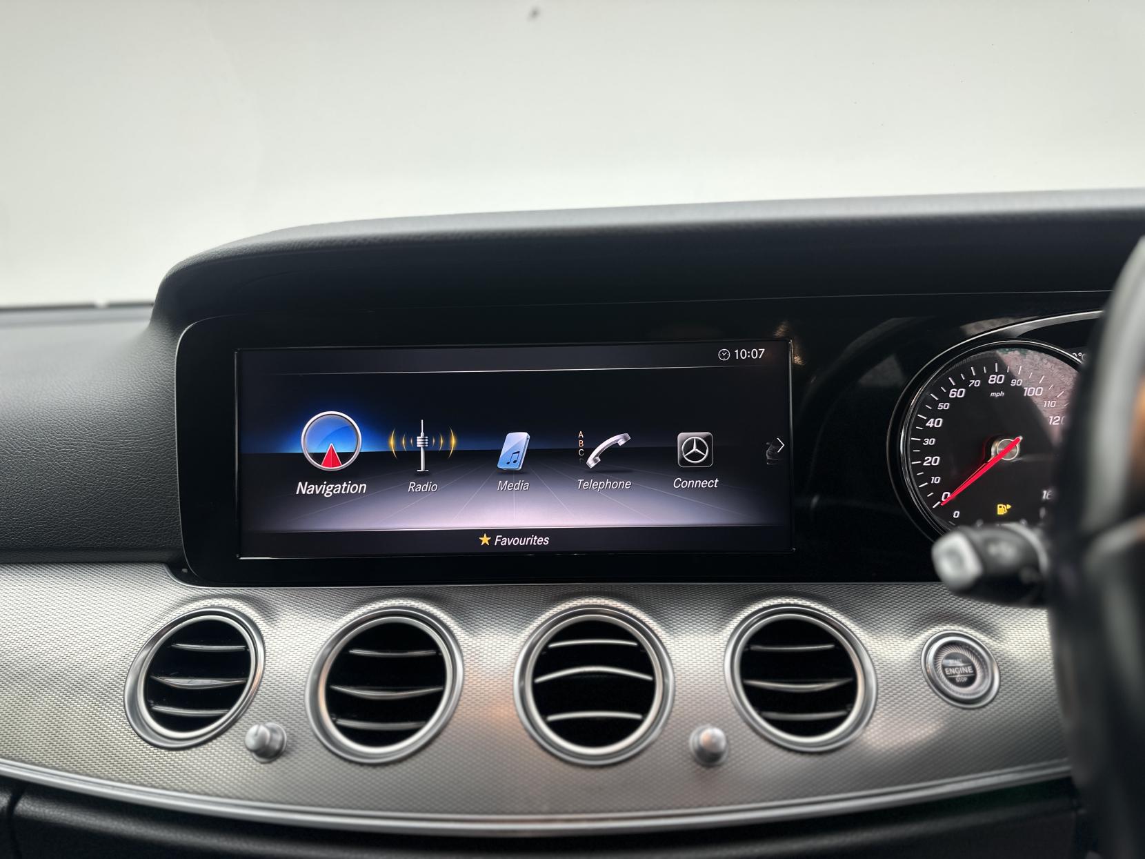 Mercedes-Benz E Class 2.0 E200d SE Saloon 4dr Diesel G-Tronic+ Euro 6 (s/s) (150 ps)