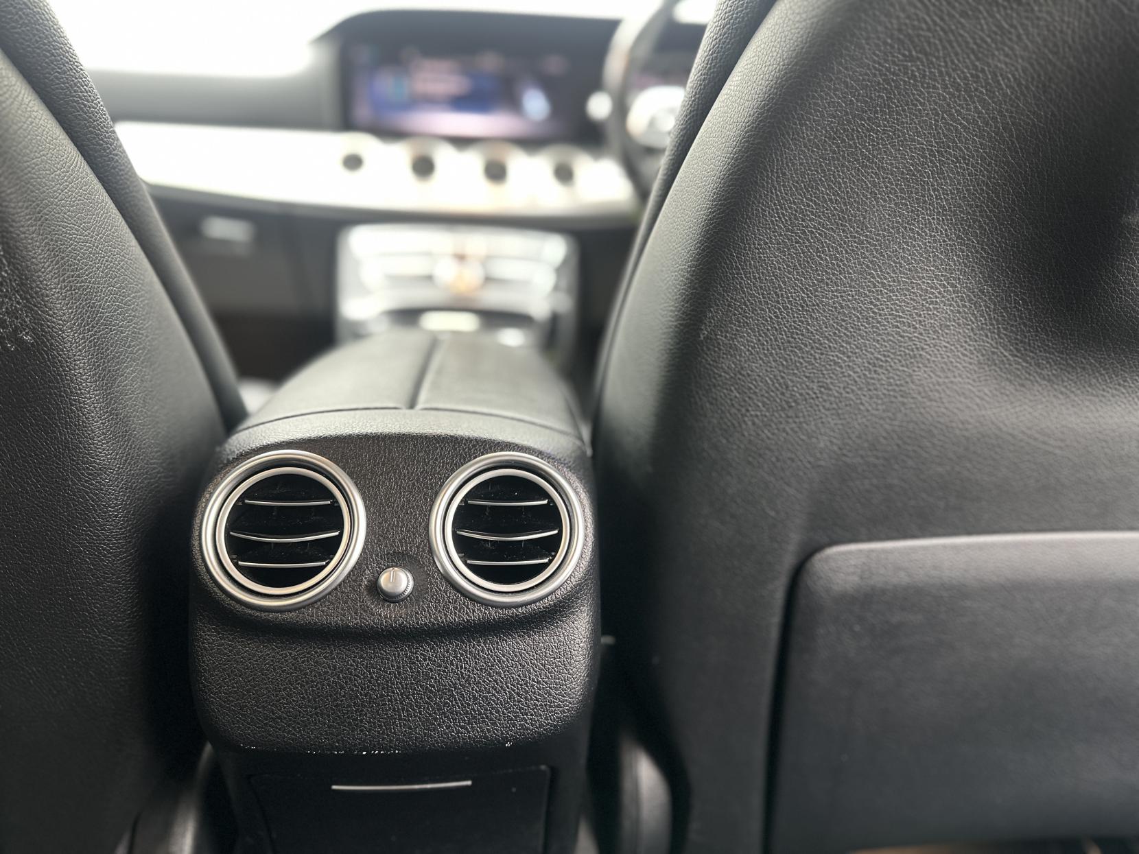 Mercedes-Benz E Class 2.0 E200d SE Saloon 4dr Diesel G-Tronic+ Euro 6 (s/s) (150 ps)