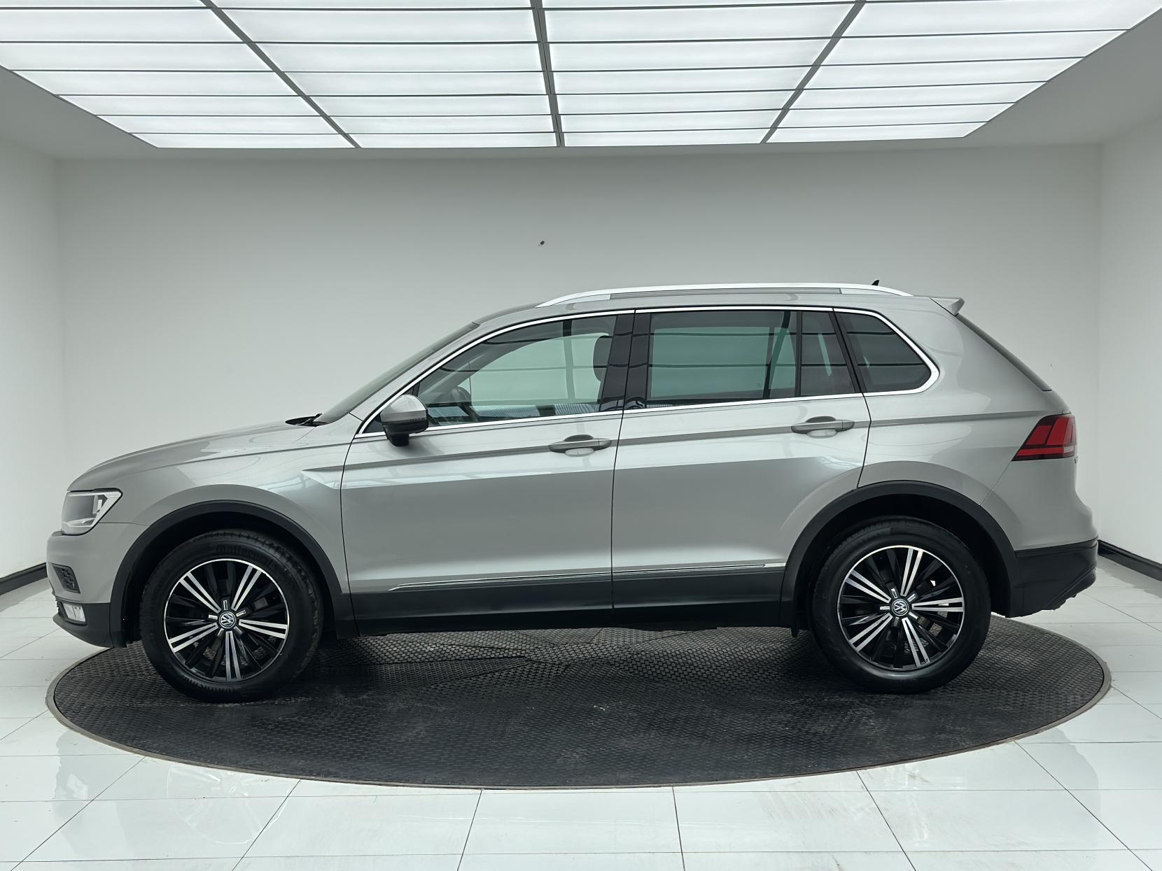 Volkswagen Tiguan 2.0 TDI BlueMotion Tech SE Navigation SUV 5dr Diesel DSG 4Motion Euro 6 (s/s) (150 ps)