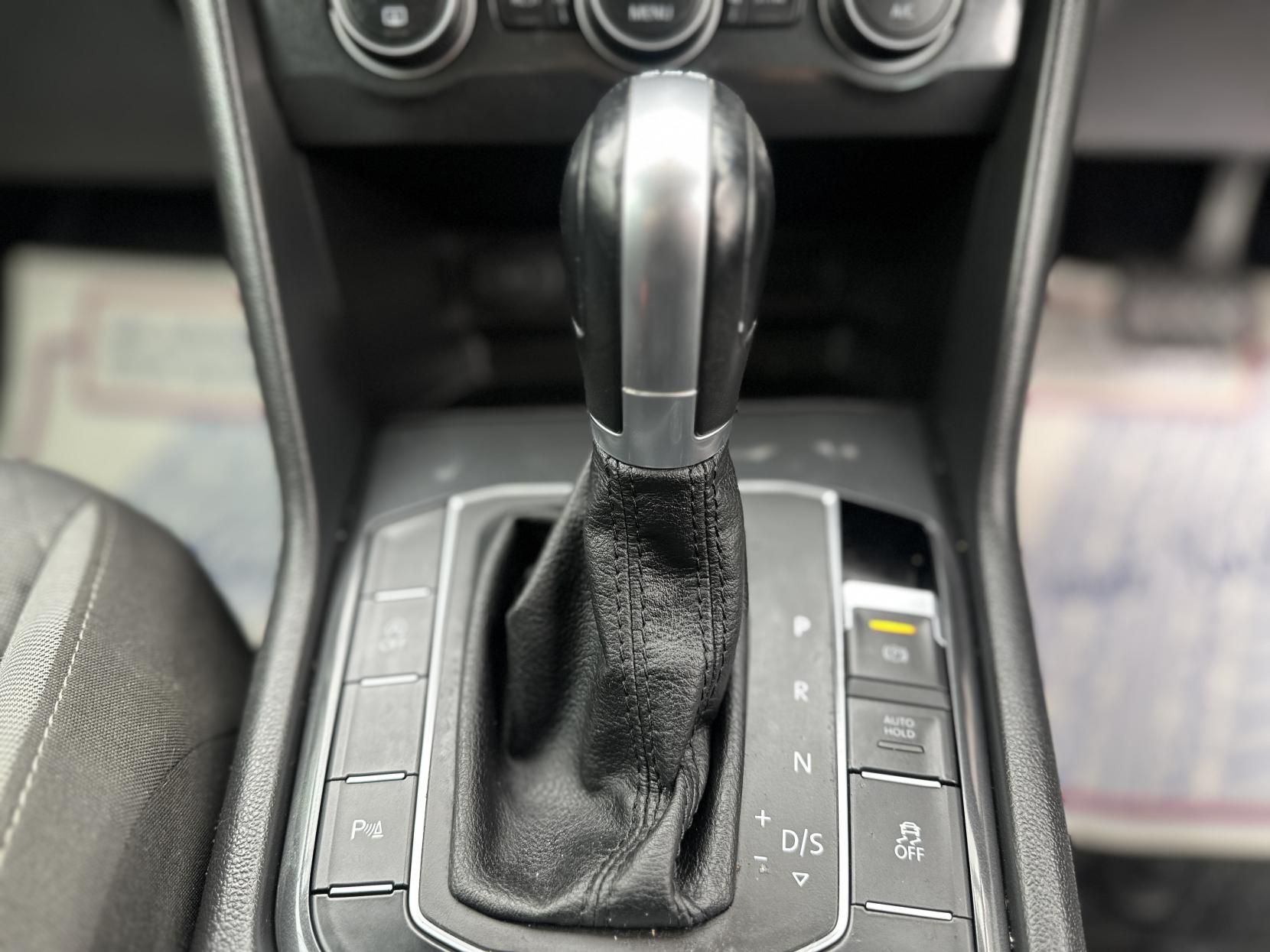 Volkswagen Tiguan 2.0 TDI BlueMotion Tech SE Navigation SUV 5dr Diesel DSG 4Motion Euro 6 (s/s) (150 ps)