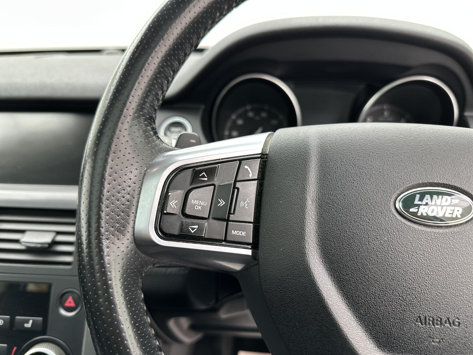 Land Rover Discovery Sport 2.0 TD4 HSE Dynamic Lux SUV 5dr Diesel Auto 4WD Euro 6 (s/s) (180 ps)