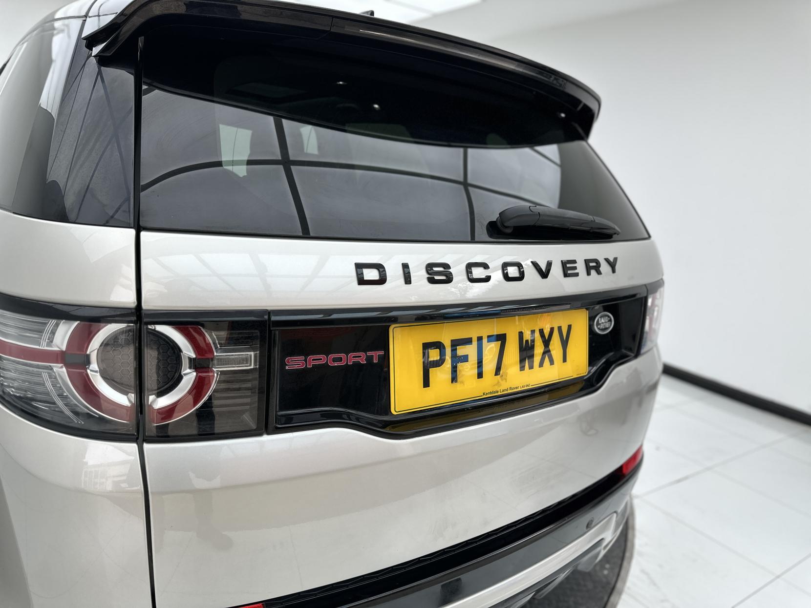 Land Rover Discovery Sport 2.0 TD4 HSE Dynamic Lux SUV 5dr Diesel Auto 4WD Euro 6 (s/s) (180 ps)