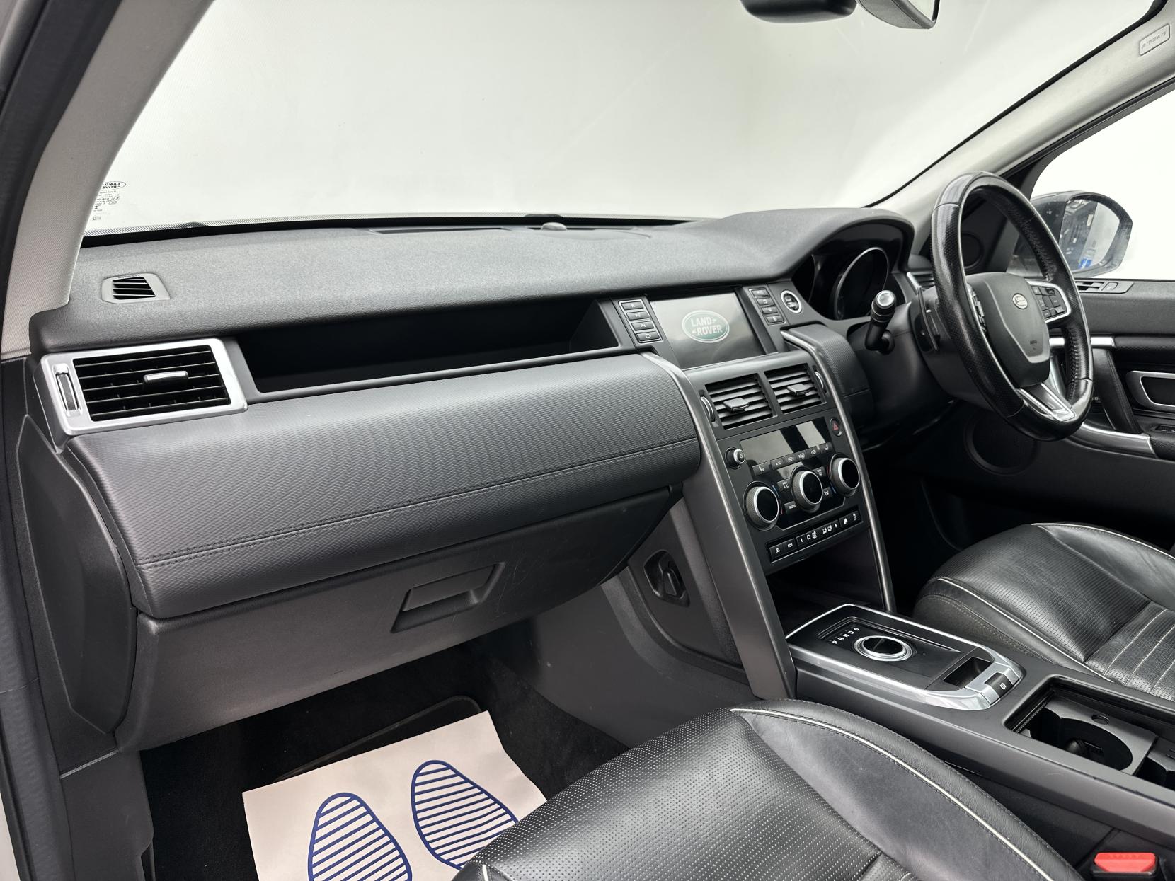 Land Rover Discovery Sport 2.0 TD4 HSE Dynamic Lux SUV 5dr Diesel Auto 4WD Euro 6 (s/s) (180 ps)