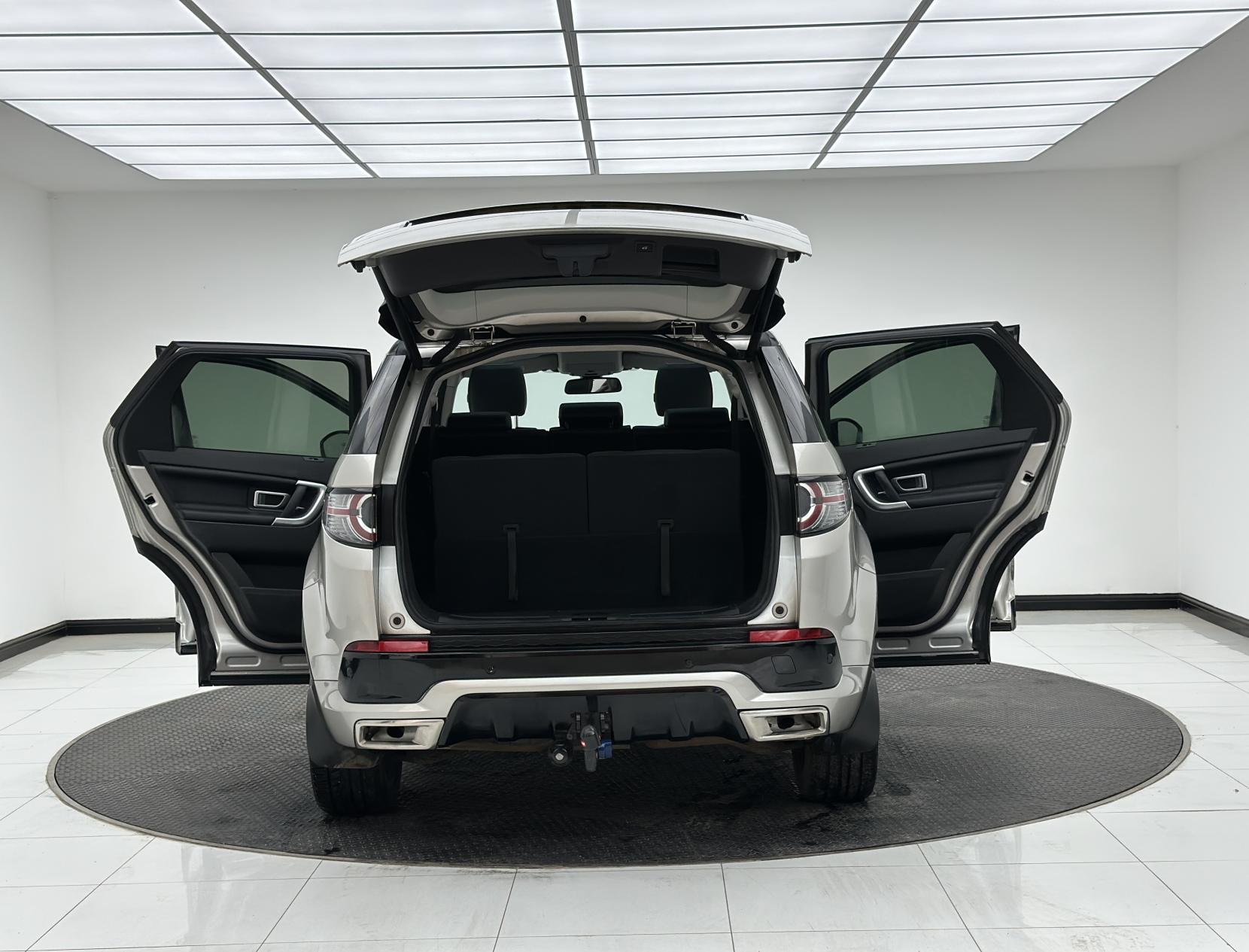 Land Rover Discovery Sport 2.0 TD4 HSE Dynamic Lux SUV 5dr Diesel Auto 4WD Euro 6 (s/s) (180 ps)