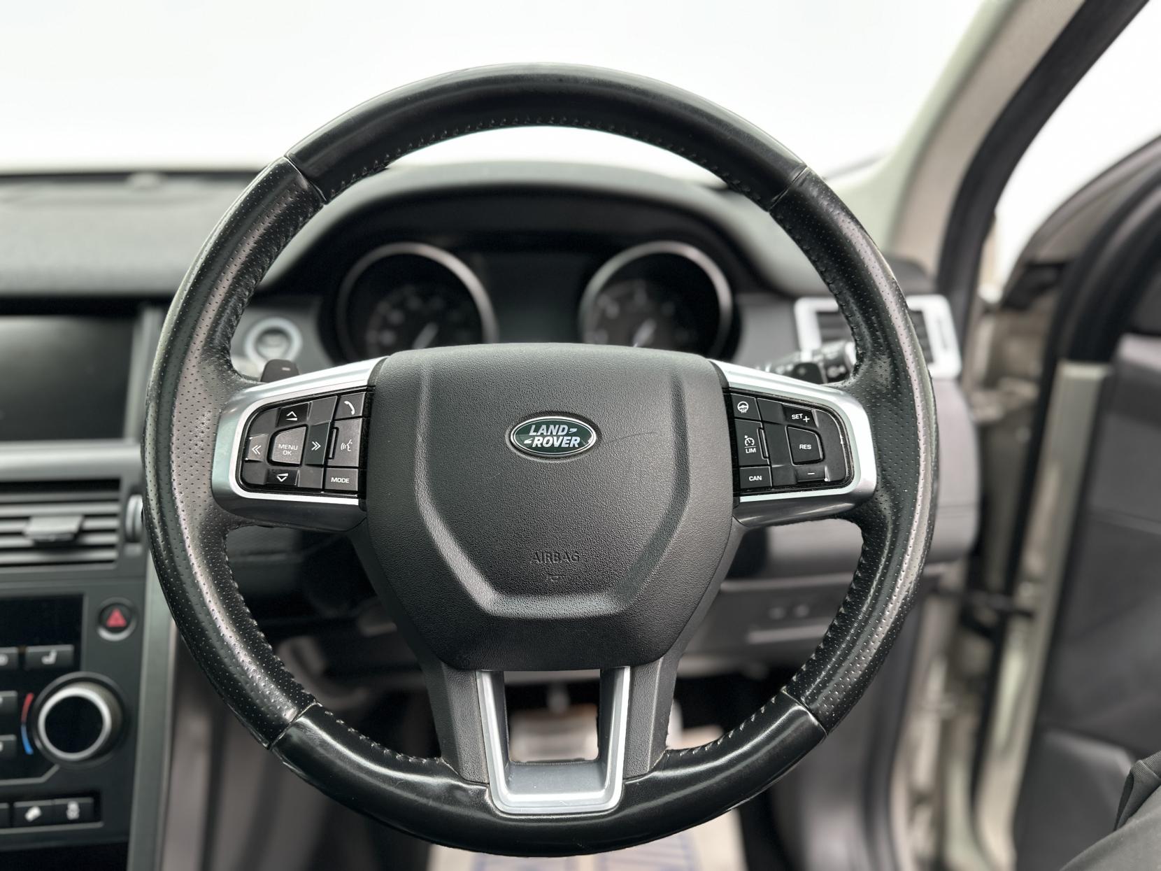 Land Rover Discovery Sport 2.0 TD4 HSE Dynamic Lux SUV 5dr Diesel Auto 4WD Euro 6 (s/s) (180 ps)