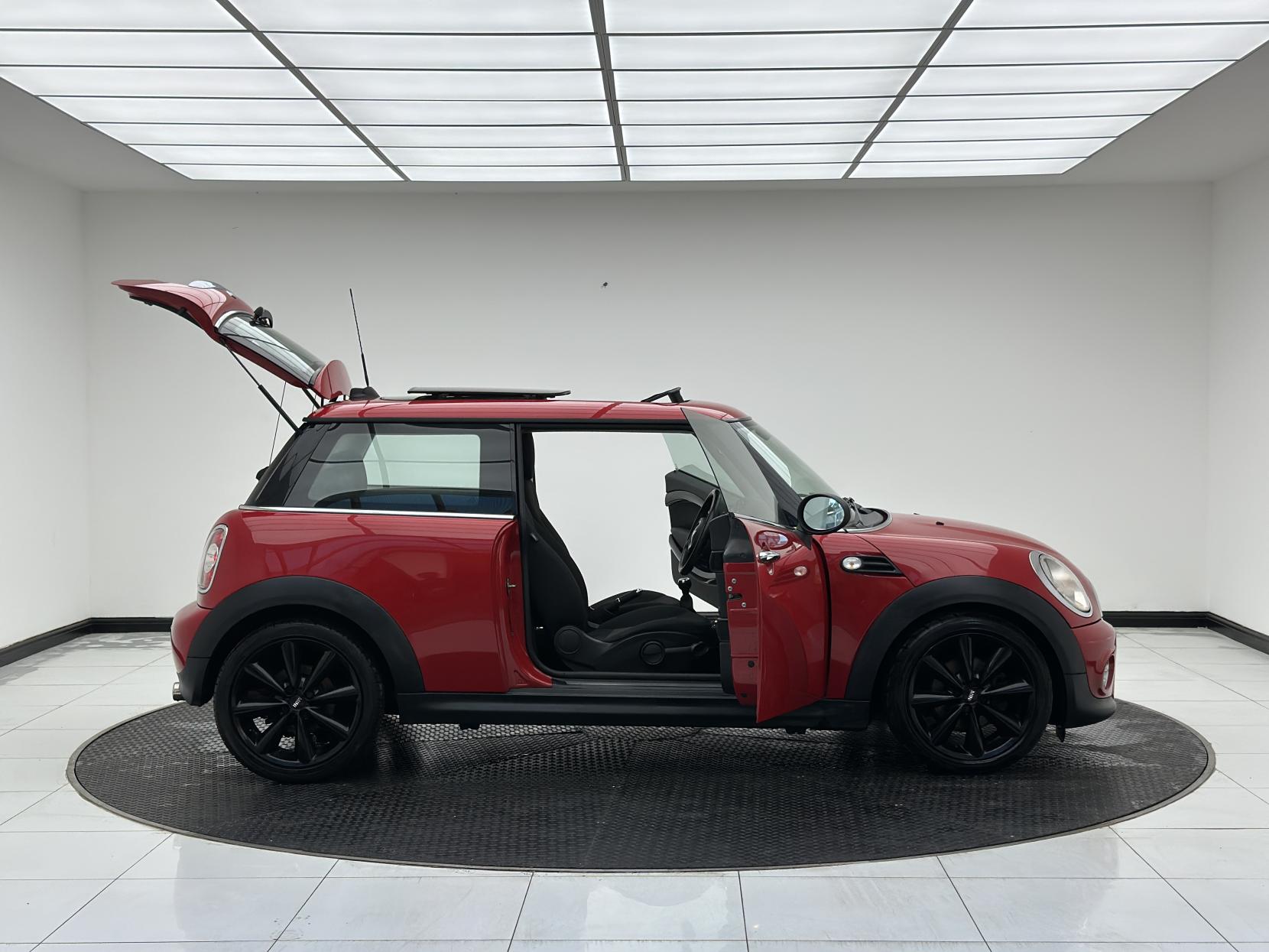 MINI Hatch 1.6 One Hatchback 3dr Petrol Manual Euro 5 (98 ps)