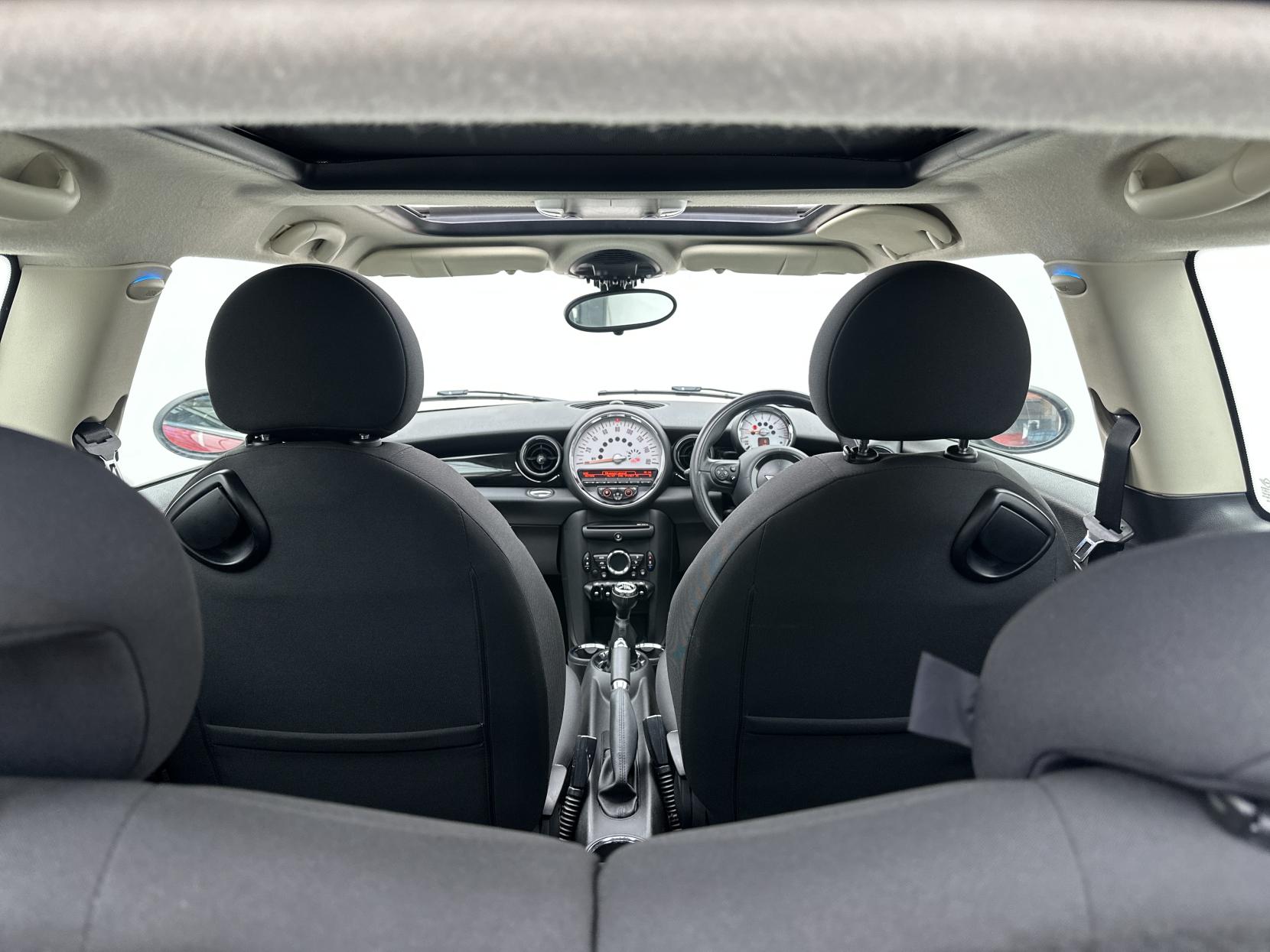 MINI Hatch 1.6 One Hatchback 3dr Petrol Manual Euro 5 (98 ps)