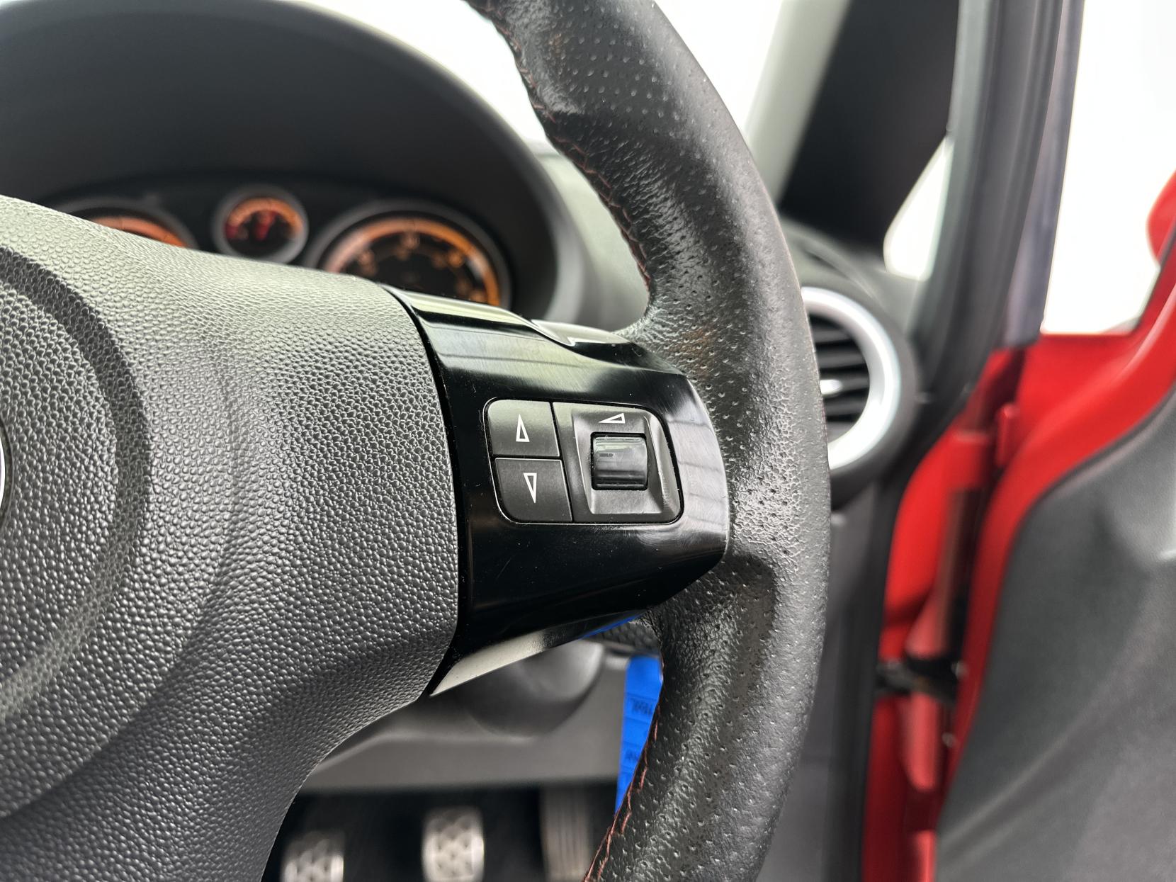 Vauxhall Corsa 1.4 16V SRi Hatchback 3dr Petrol Manual Euro 5 (100 ps)