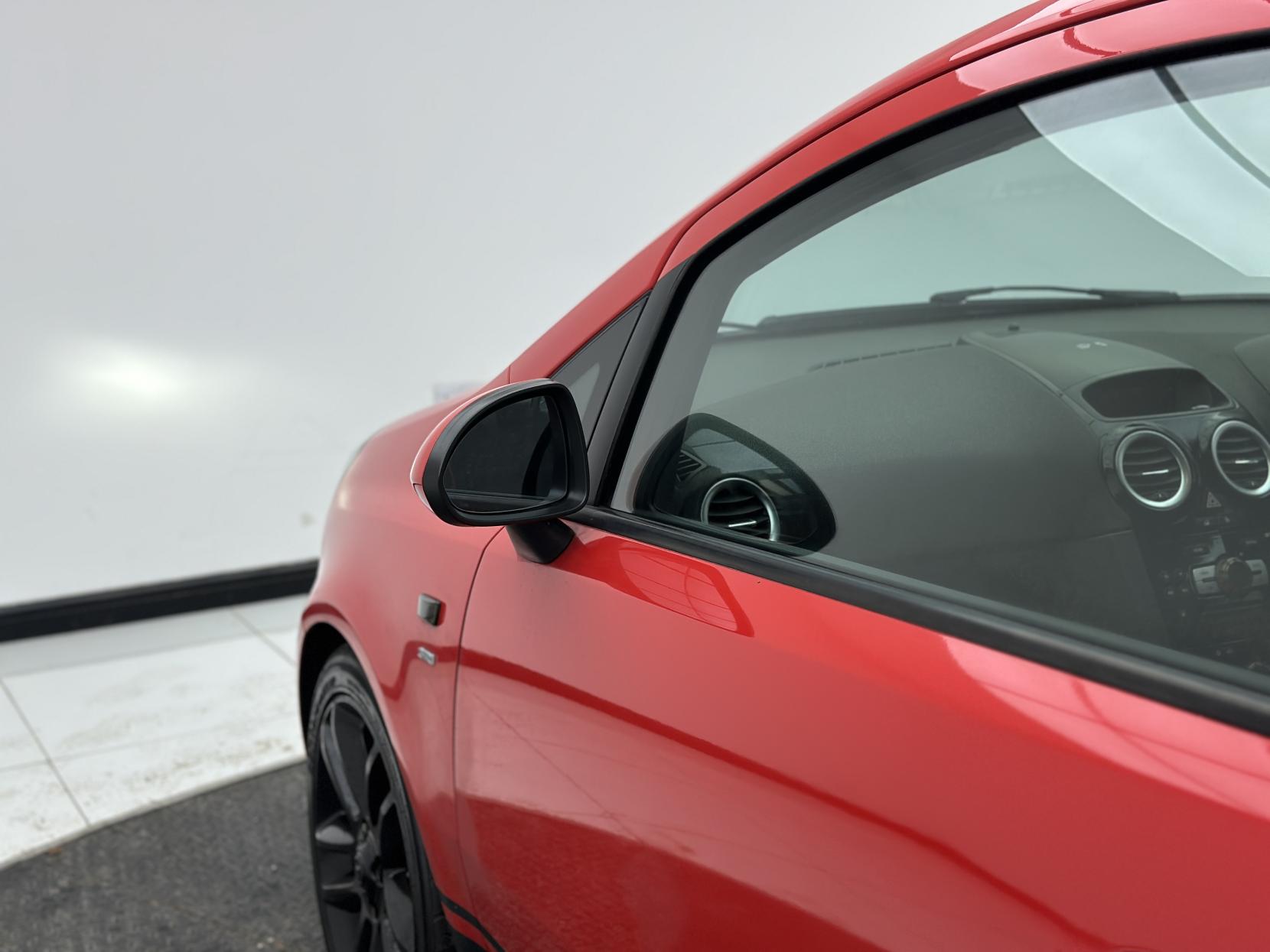 Vauxhall Corsa 1.4 16V SRi Hatchback 3dr Petrol Manual Euro 5 (100 ps)