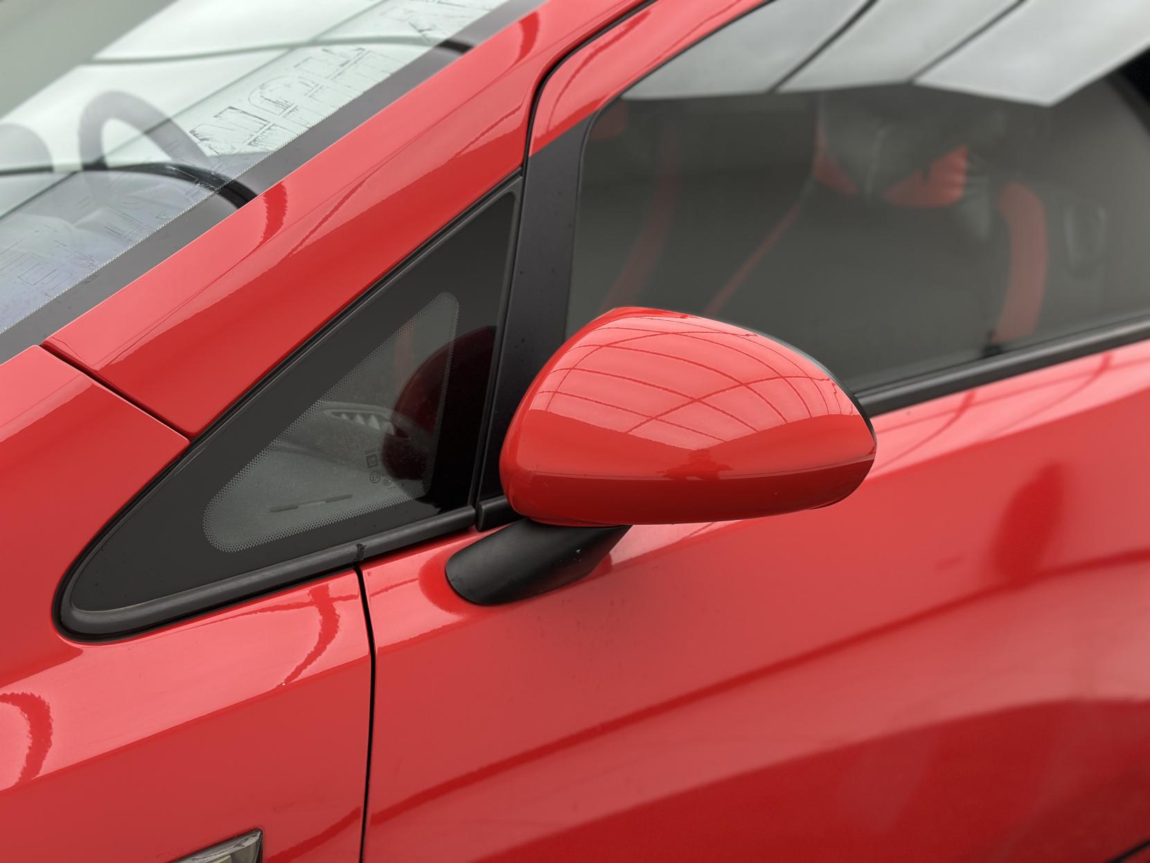 Vauxhall Corsa 1.4 16V SRi Hatchback 3dr Petrol Manual Euro 5 (100 ps)