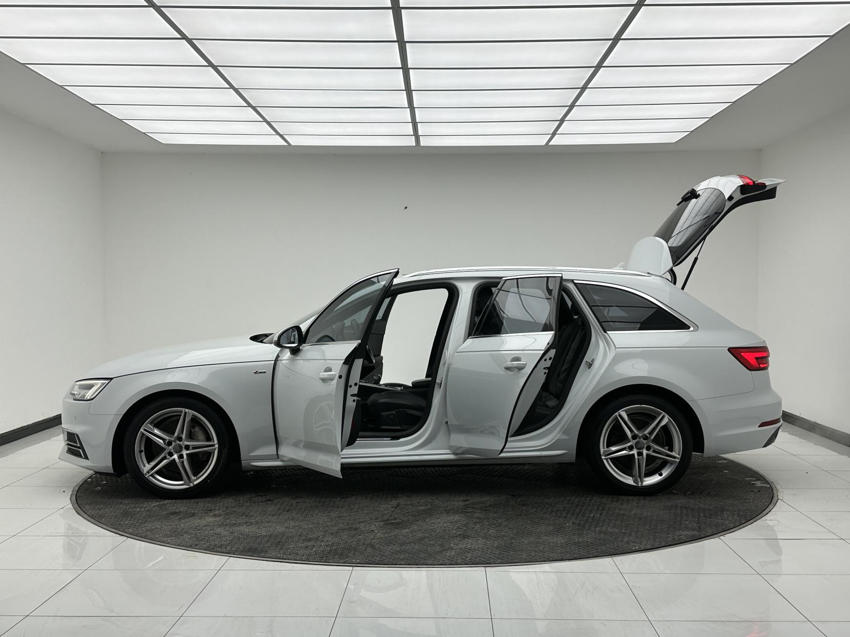 Audi A4 Avant 2.0 TDI ultra S line Estate 5dr Diesel S Tronic Euro 6 (s/s) (190 ps)